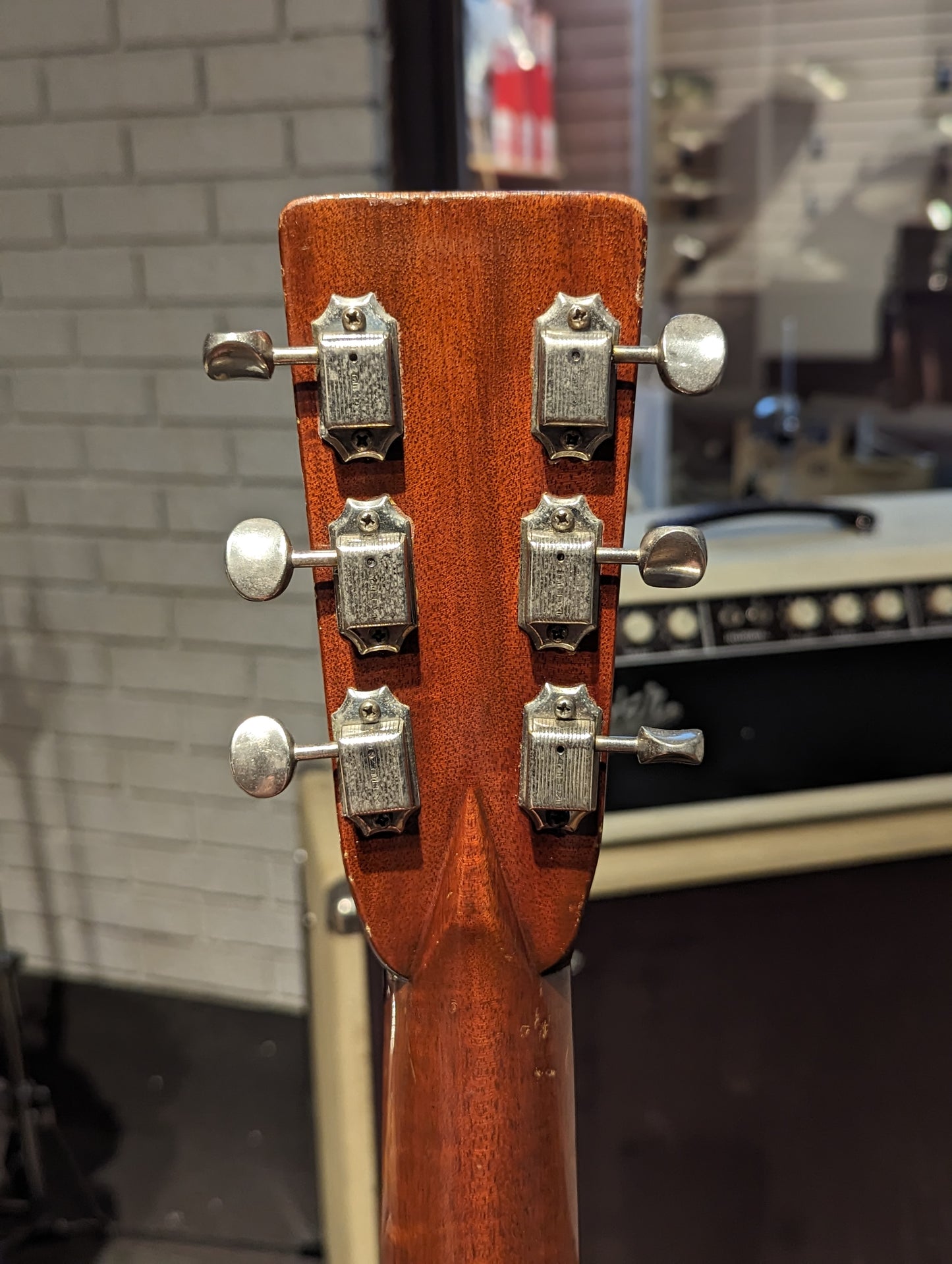 Martin D-28 Dreadnought Acoustic Guitar w/Case (1947)