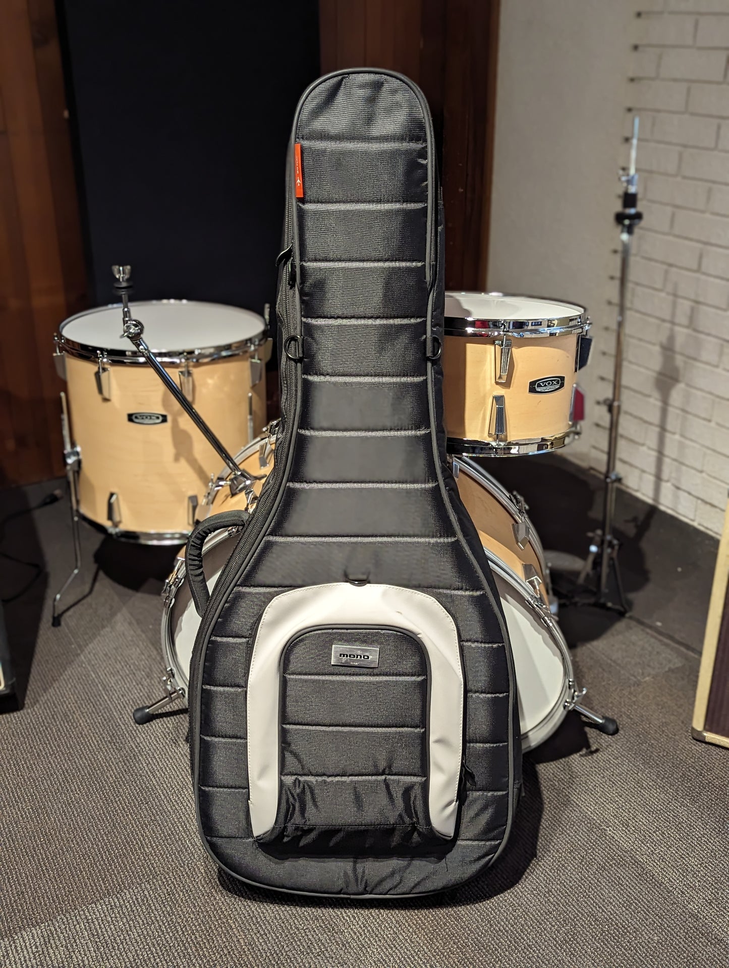 Nicoll Guitars Dreadnought Acoustic Guitar w/Mono Gig Bag (2022)