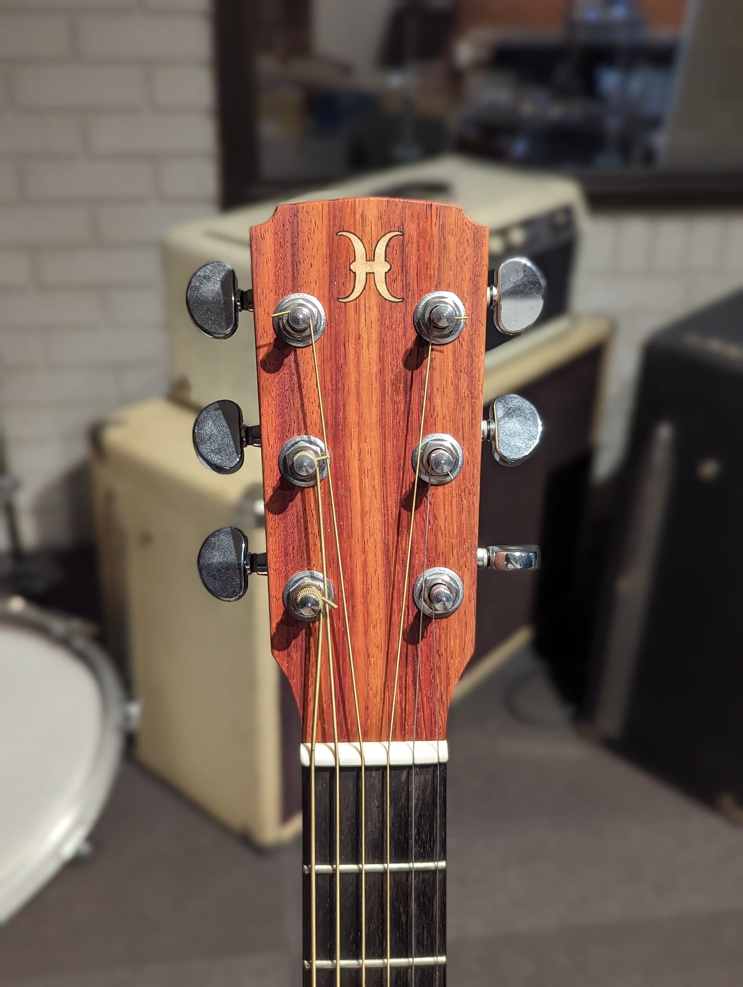 Halcyon 12 Fret Slope Shoulder Dreadnought Acoustic Guitar w/Case (2013)