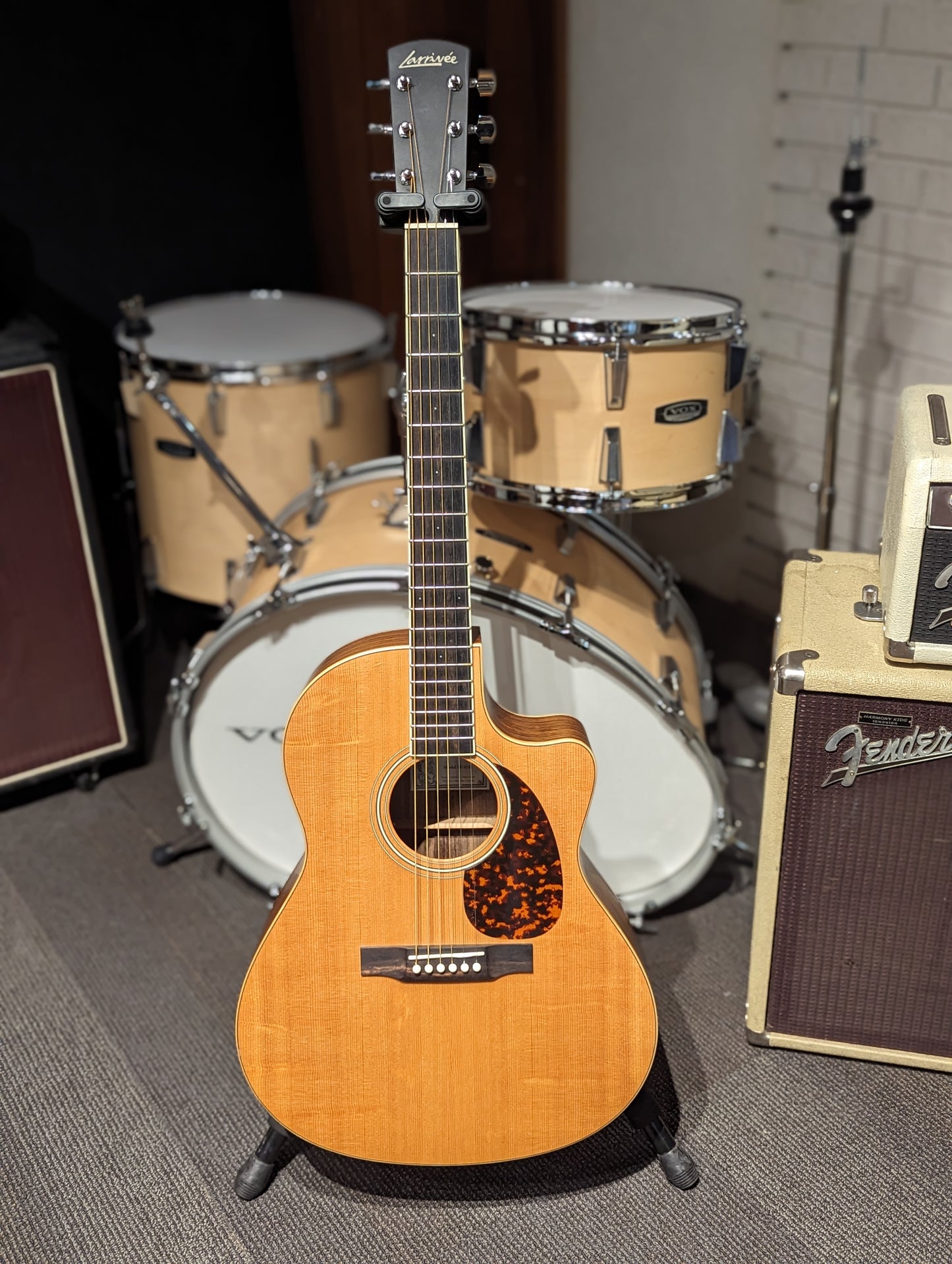 Larrivée LV-03R Acoustic/Electric Guitar w/Case (2005)