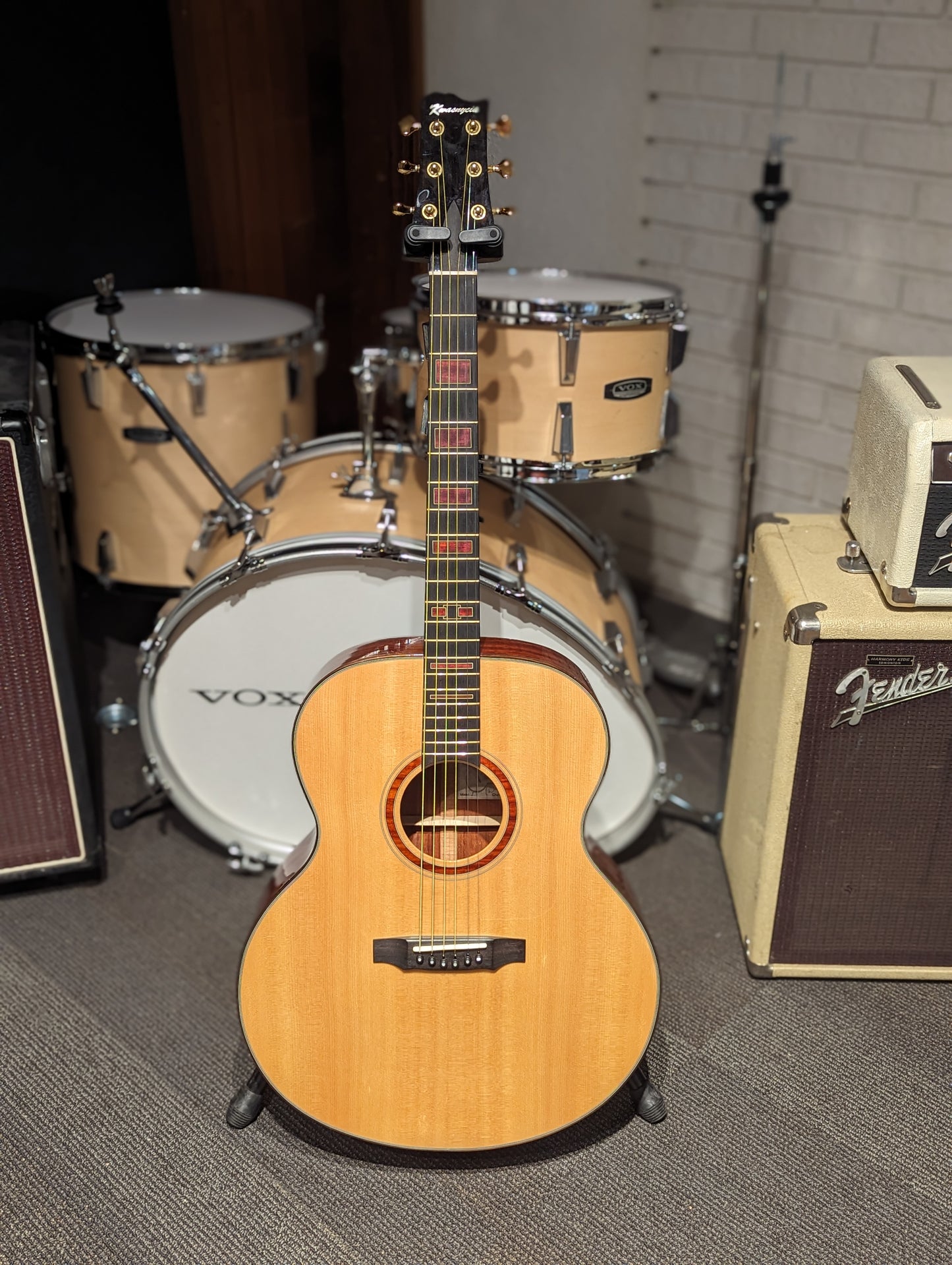 Kwasnycia Guitars Model J Jumbo Acoustic Guitar w/Case (2012)