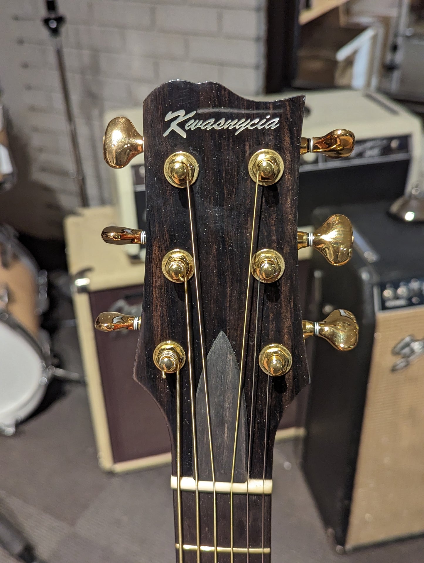 Kwasnycia Guitars Model J Jumbo Acoustic Guitar w/Case (2012)