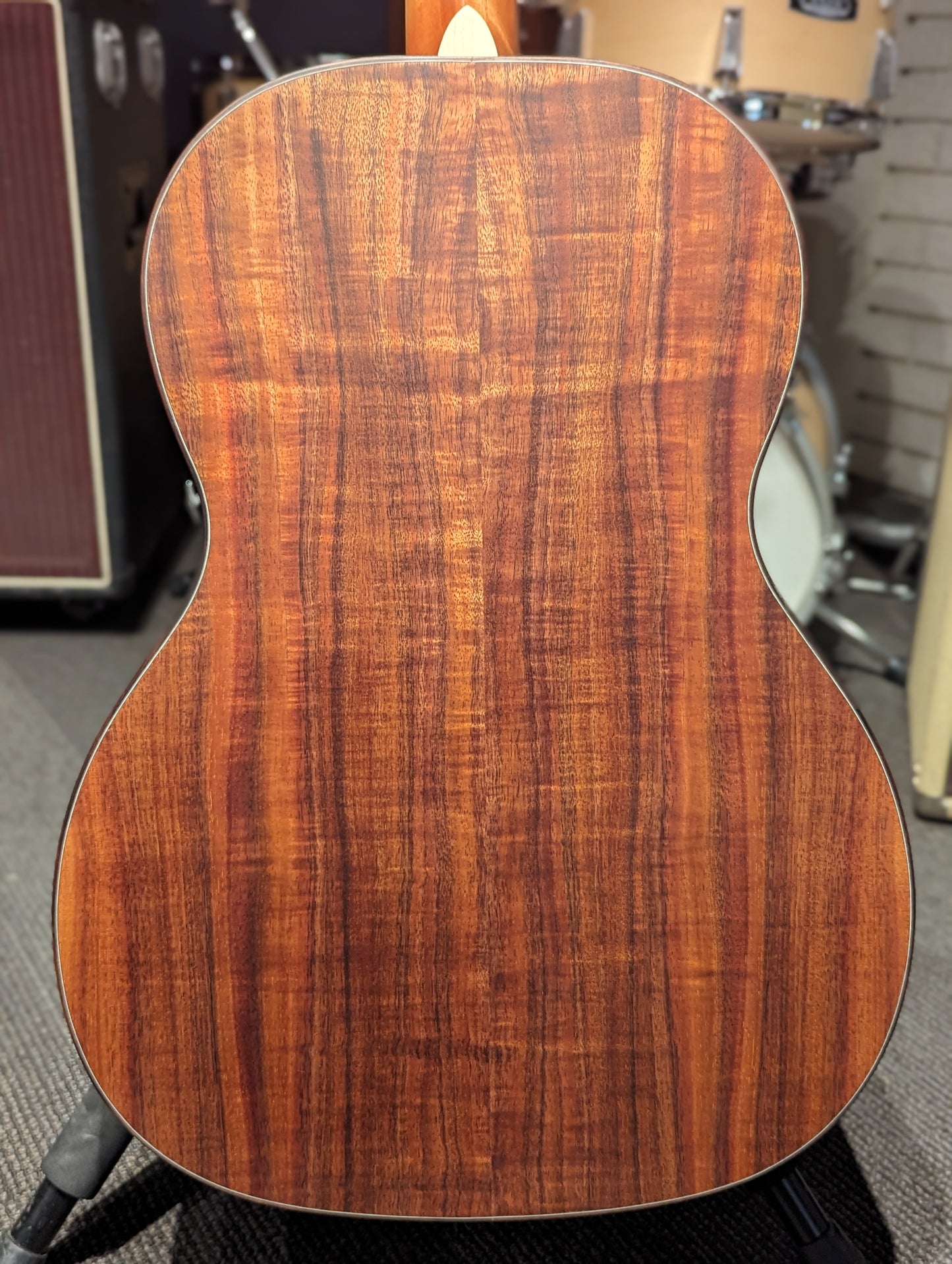 Larrivée 000-40 Koa Special Edition Acoustic Guitar w/Case