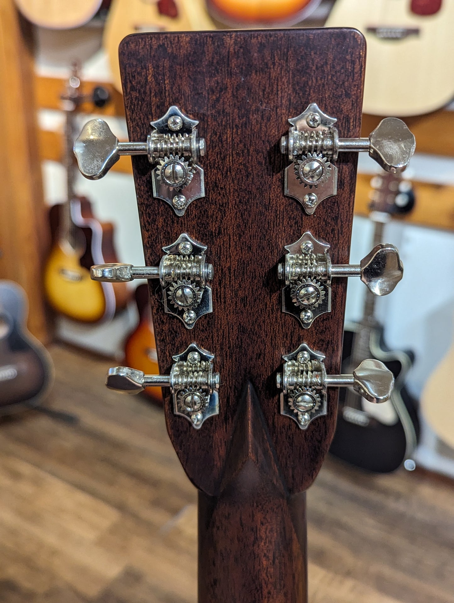 Eastman E20D-TC Dreadnought Acoustic Guitar w/Case (2023)