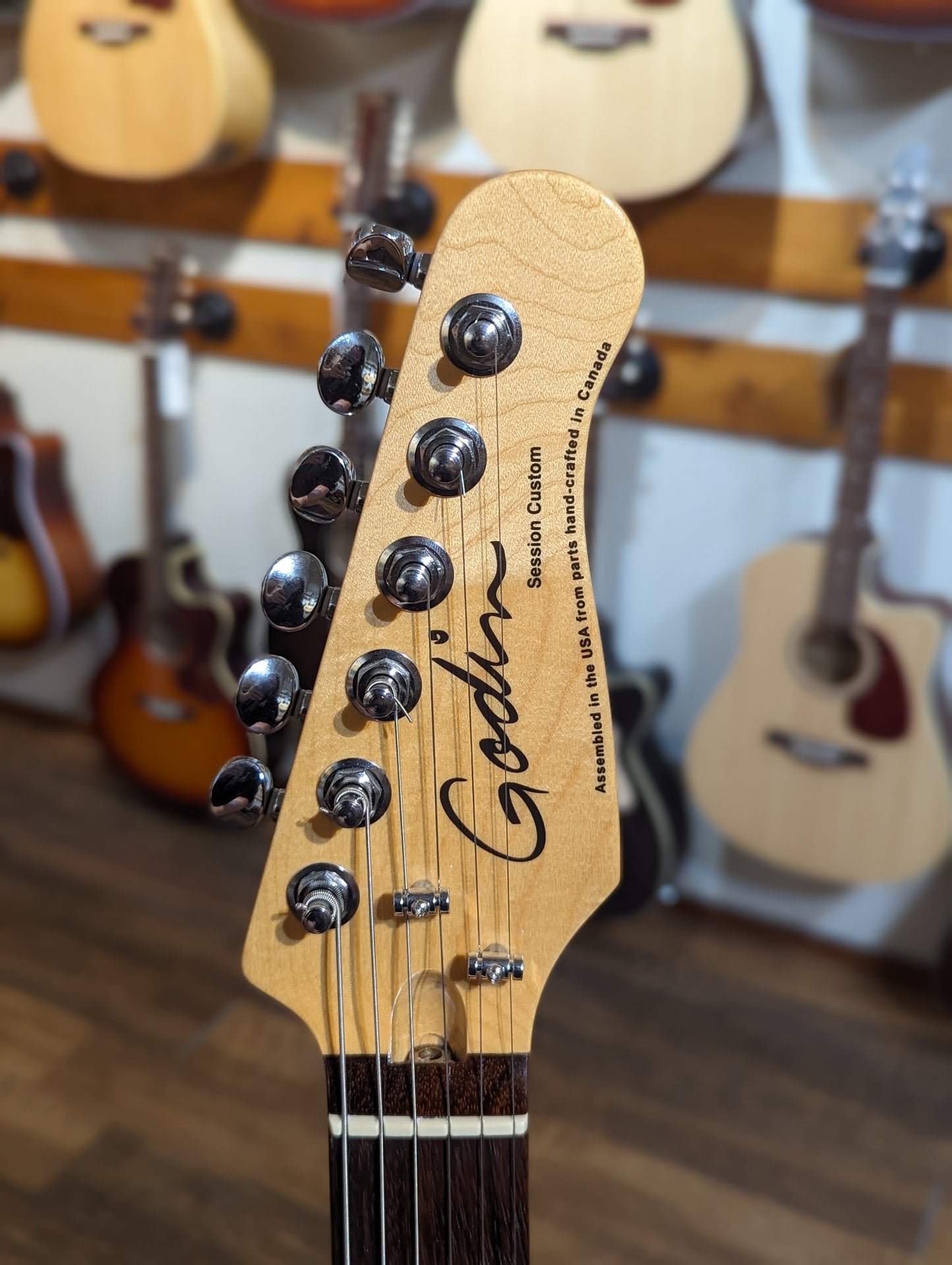 Godin Session Custom 59 w/Gigbag - Black (Used)