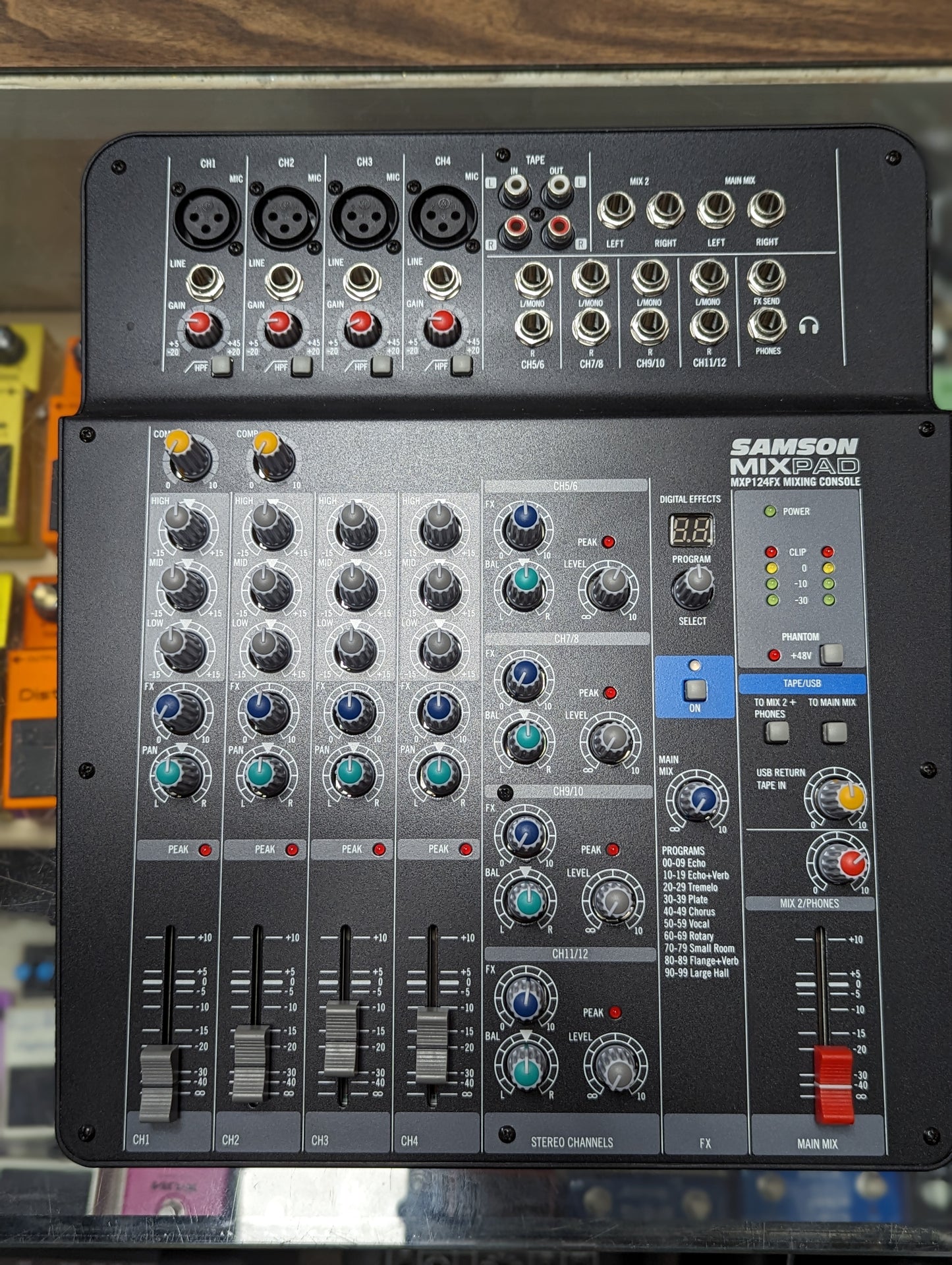 Samson Mixpad MXP124FX 12 Input Stereo Mixer w/ Effects & USB Output (Used)