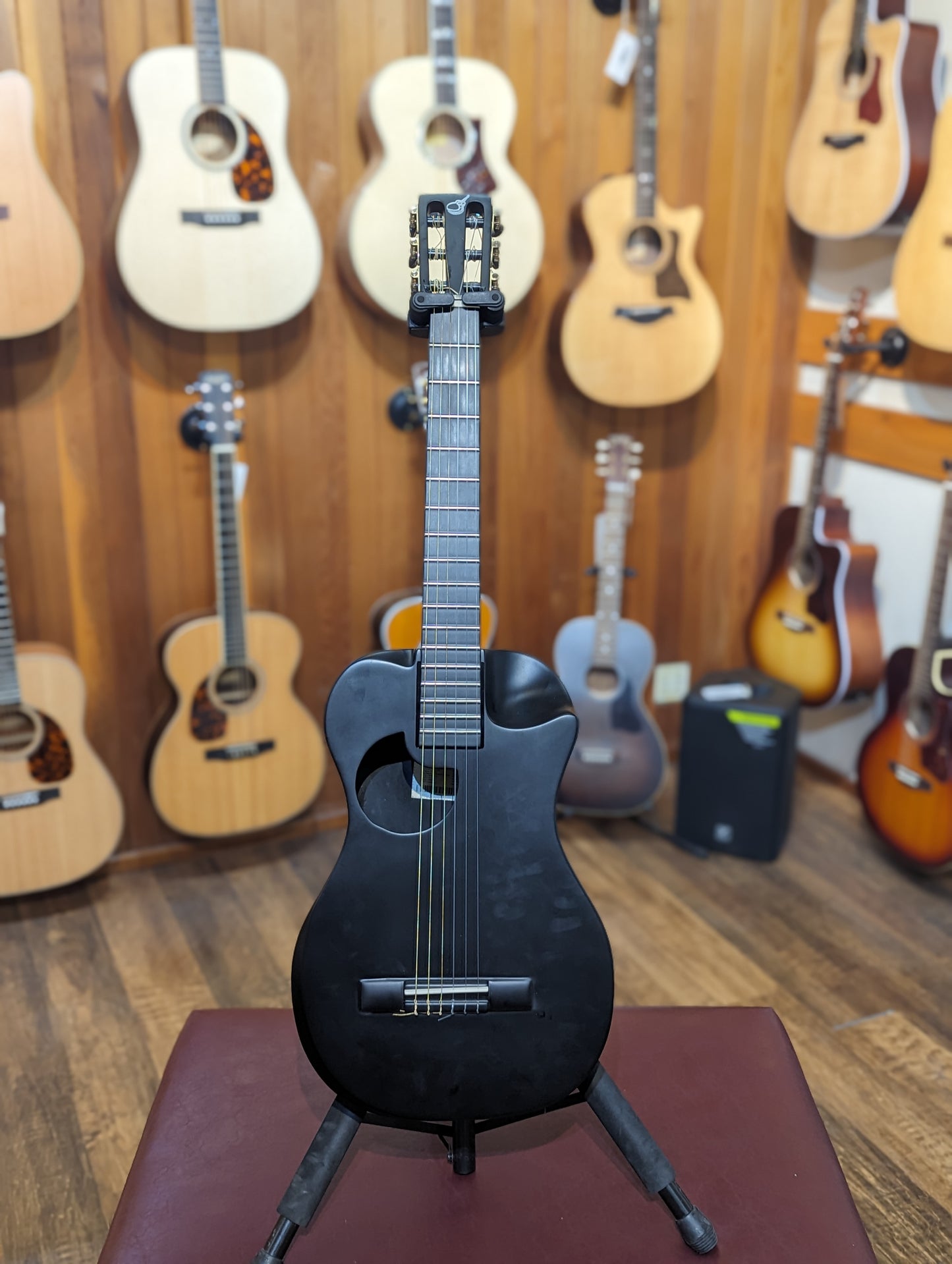 Journey Instruments OC660M Carbon Fiber Nylon String Travel Guitar w/Gig Bag & Pickup (Used)