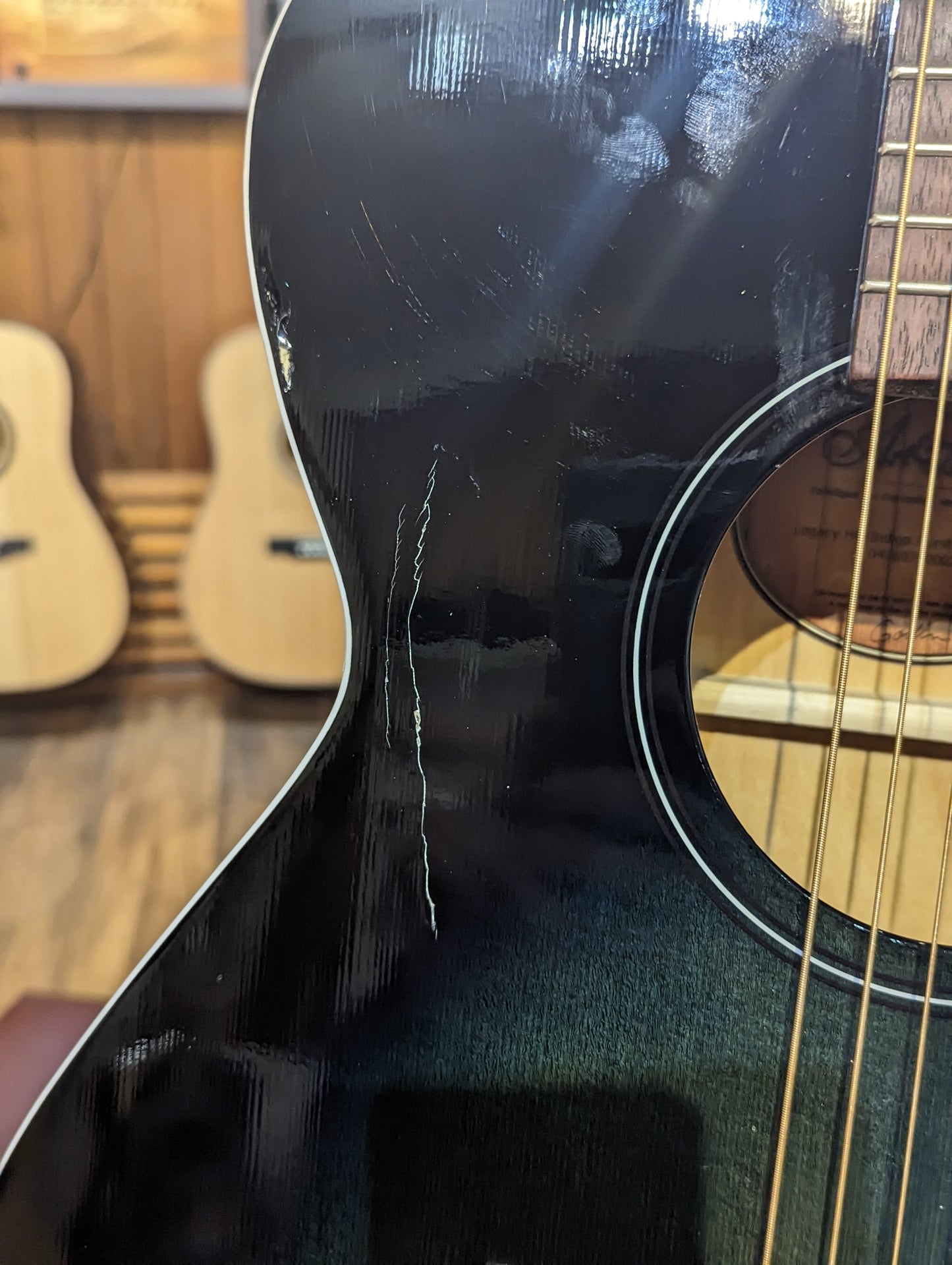 Art & Lutherie Legacy HG Q-Discrete Indigo Burst (Used)