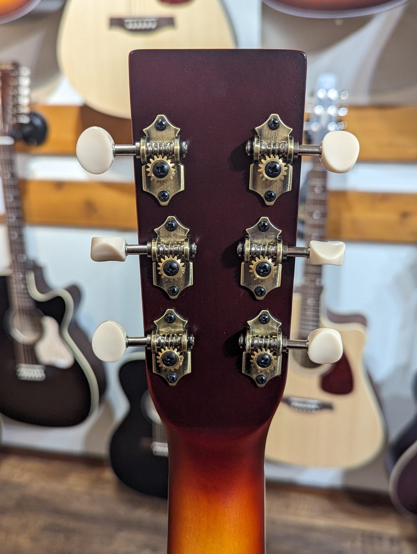 Norman ST50 Cherry Burst HG Anthem Acoustic/Electric Guitar w/Gig Bag (Used)