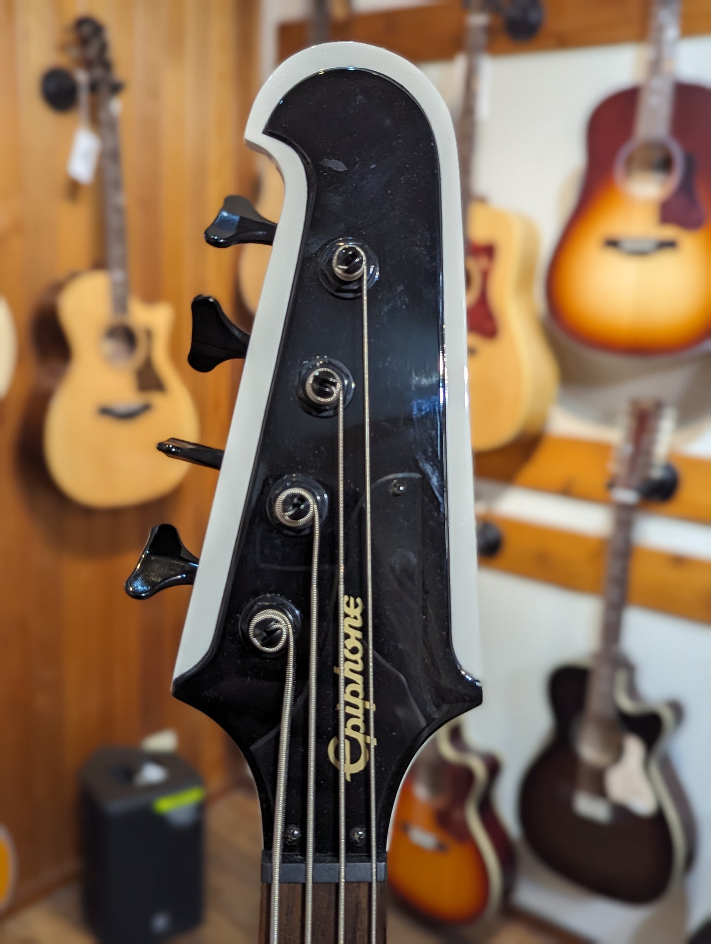Epiphone Thunderbird Classic IV Pro Bass Guitar w/Case - Alpine White (2015)