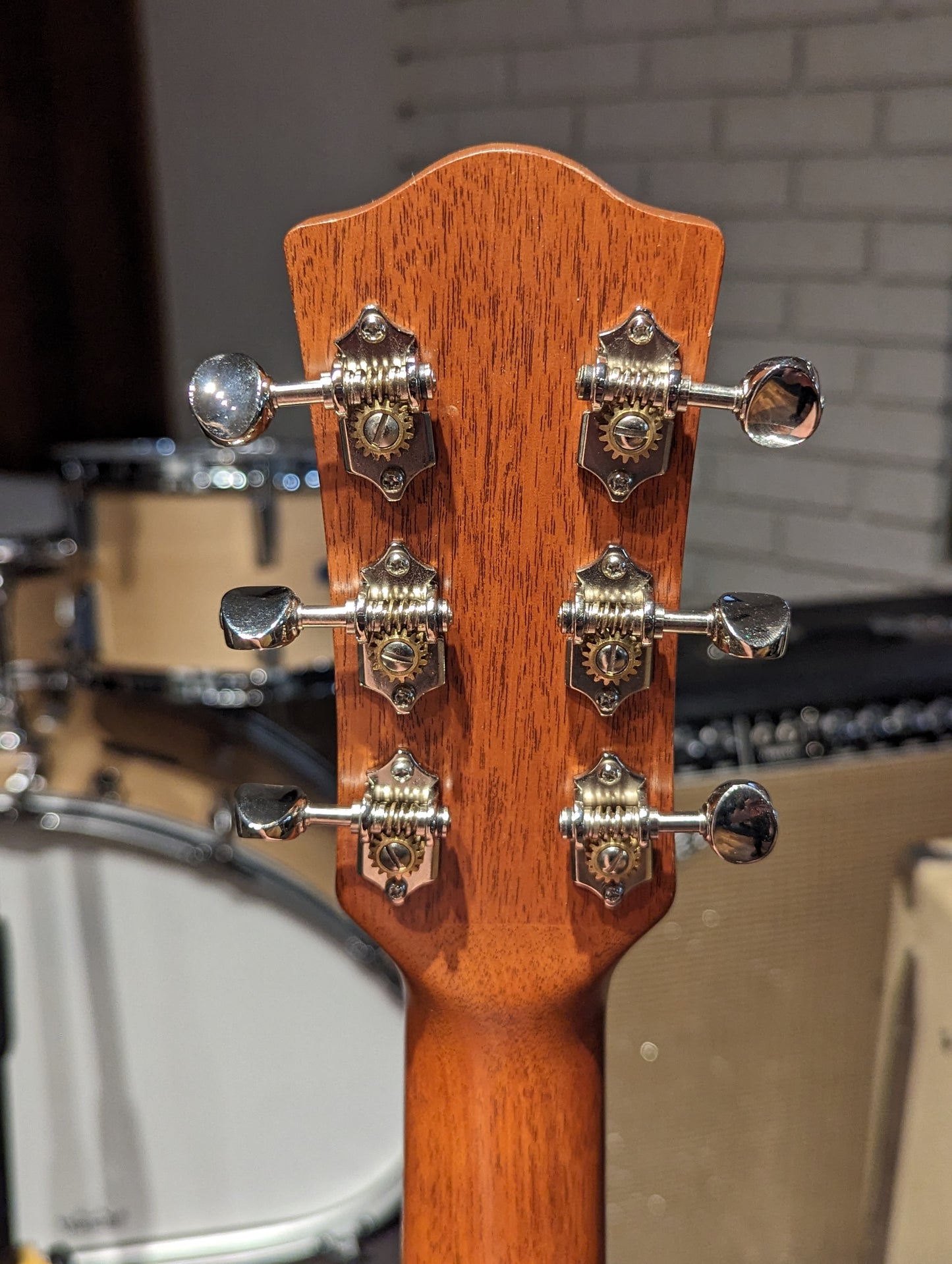 Godin Metropolis Classic QIT Acoustic/Electric Guitar w/Case (Used)