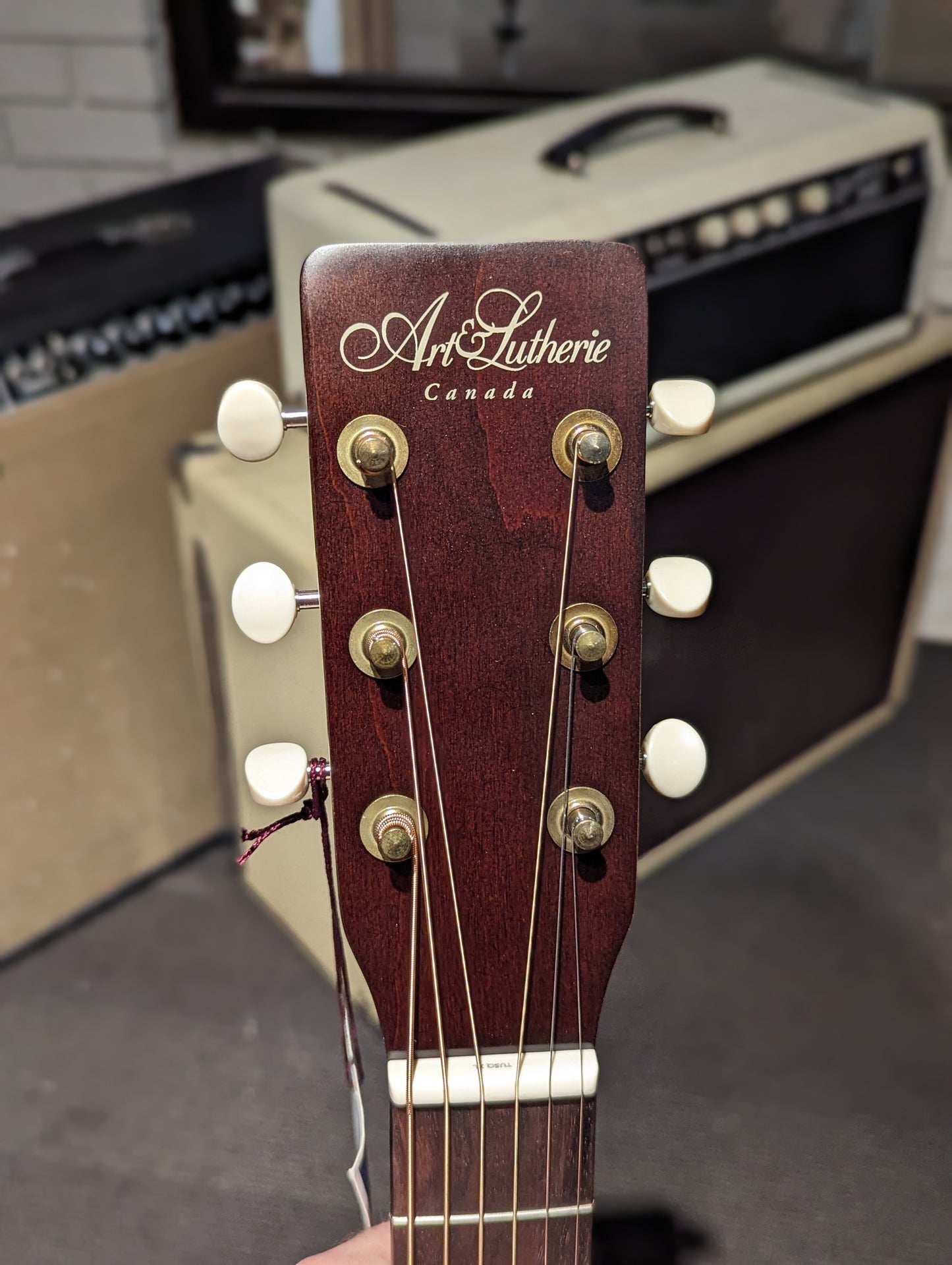 Art & Lutherie Legacy Bourbon Burst CW Presys II SF