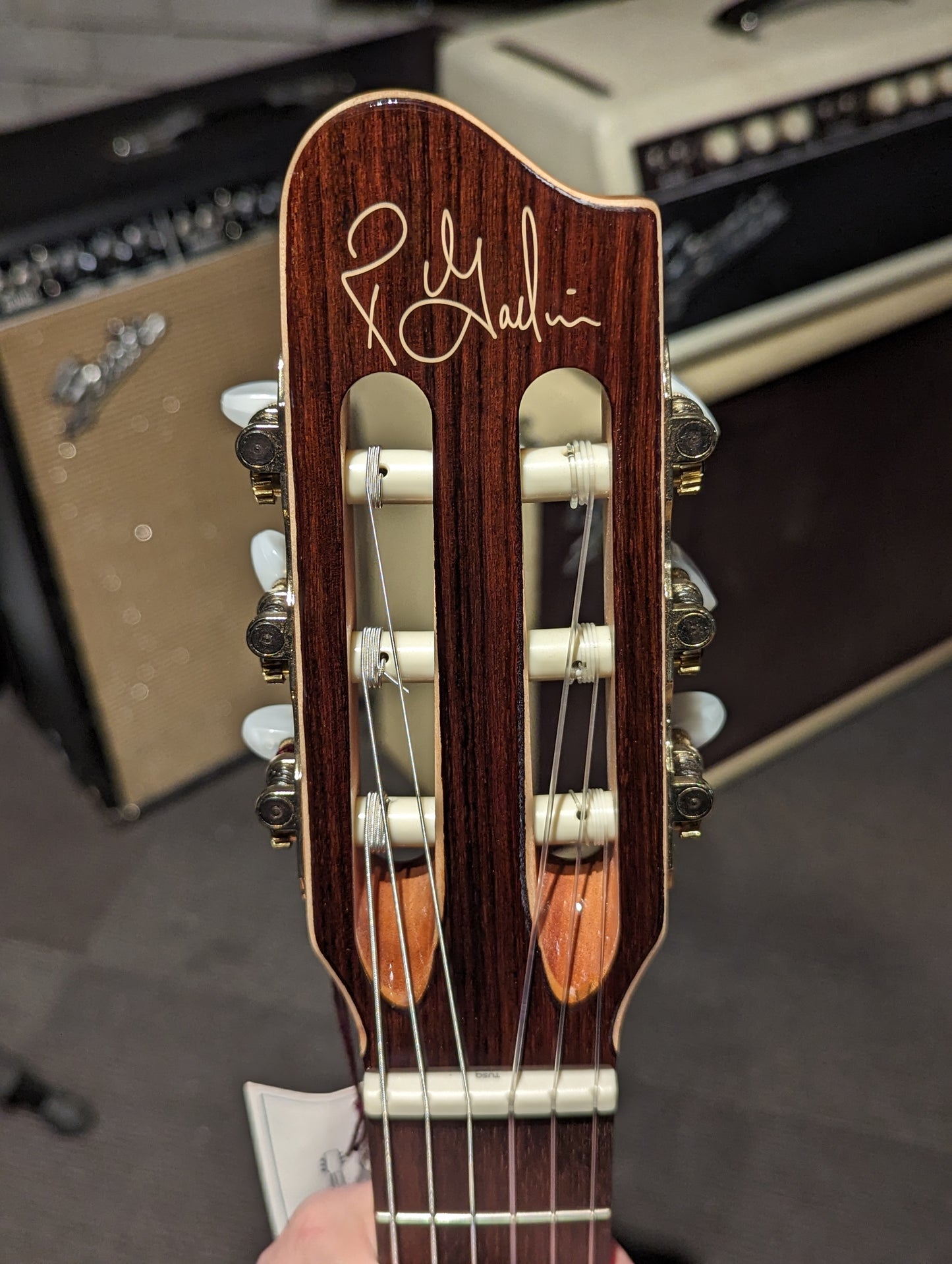 Godin Arena Mahogany CW Clasica II SF