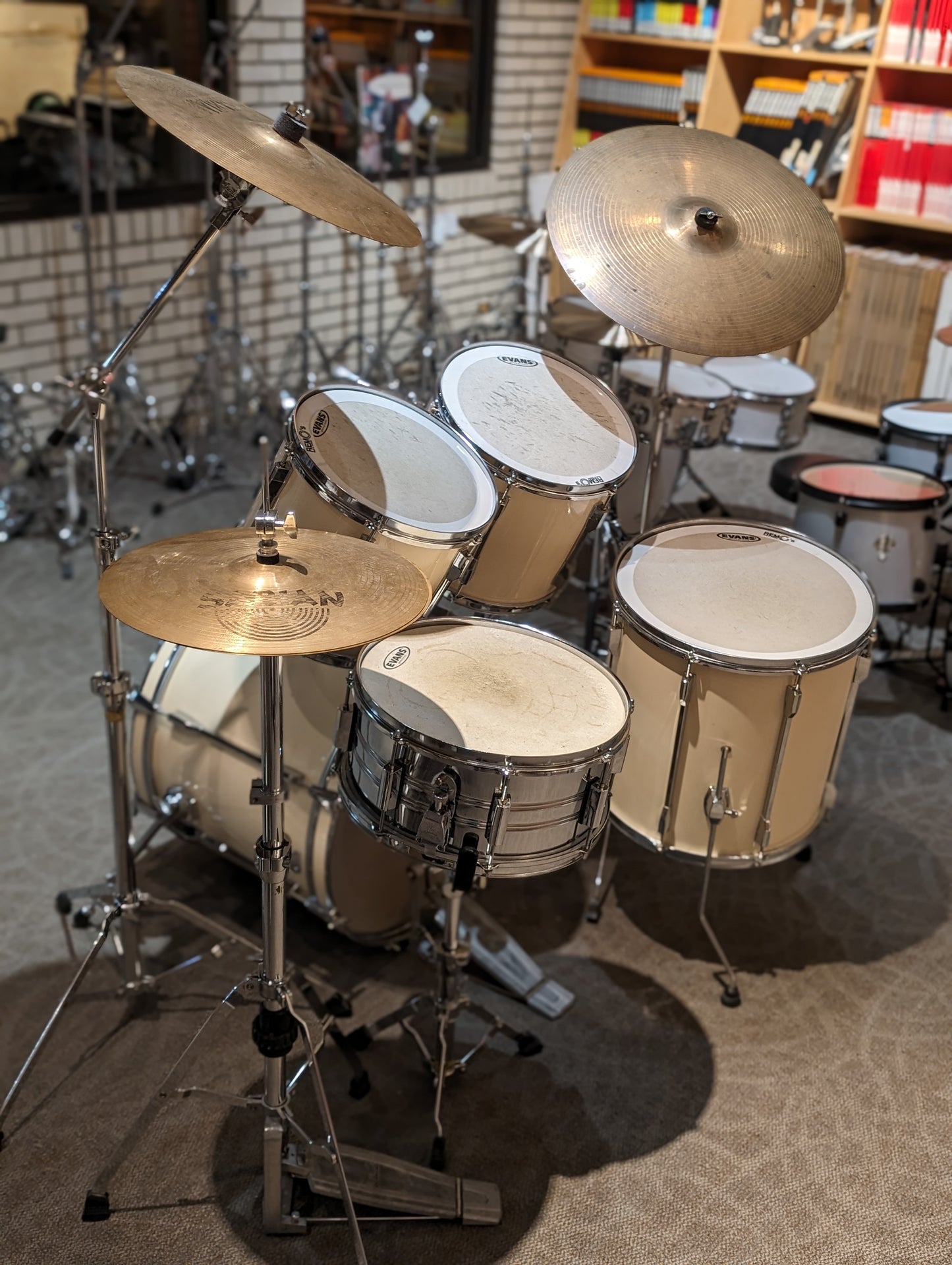 Pearl Export 5 Piece Drum Kit w/Cymbals & Hardware - Antique White (1990's)