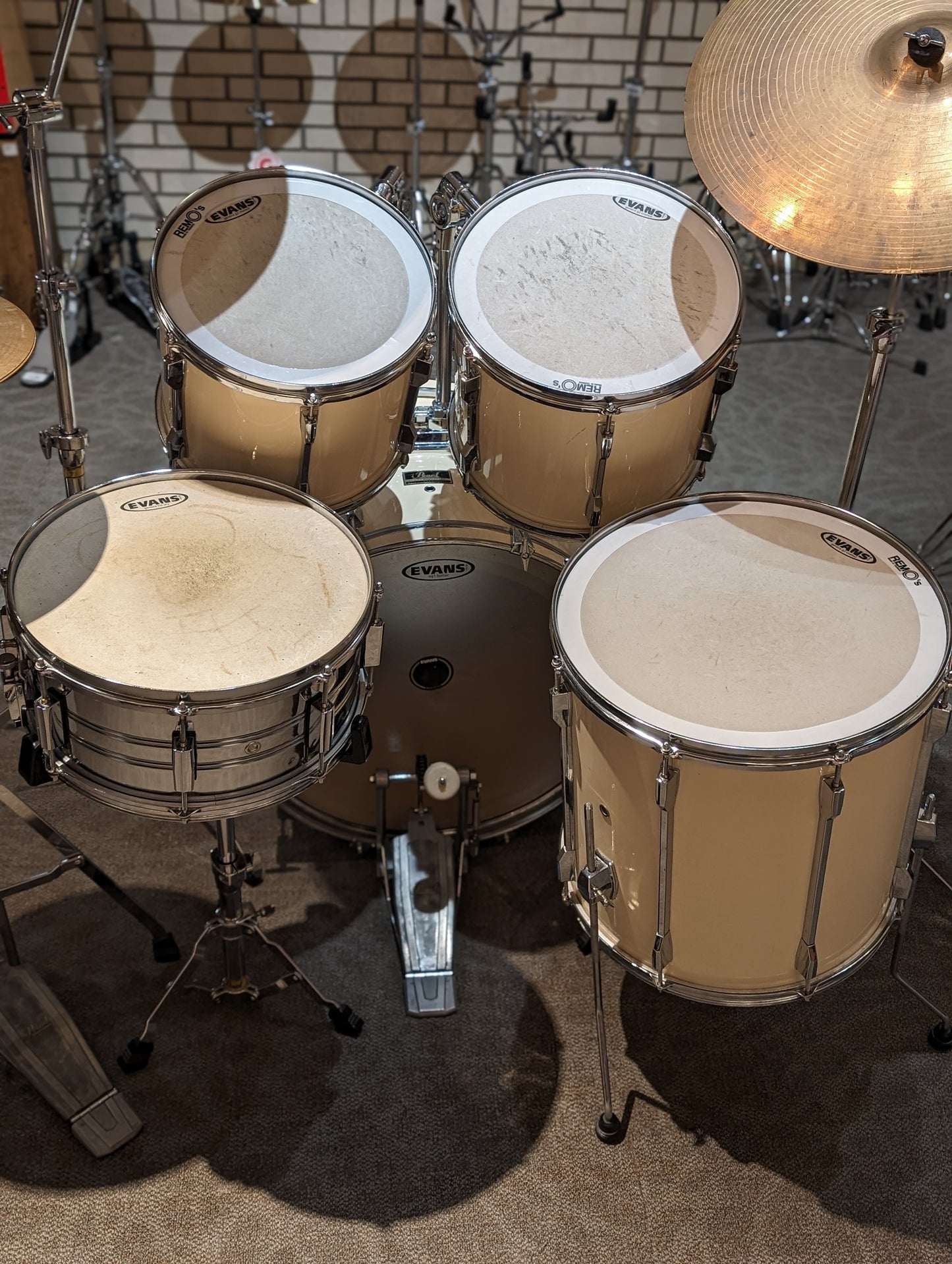 Pearl Export 5 Piece Drum Kit w/Cymbals & Hardware - Antique White (1990's)
