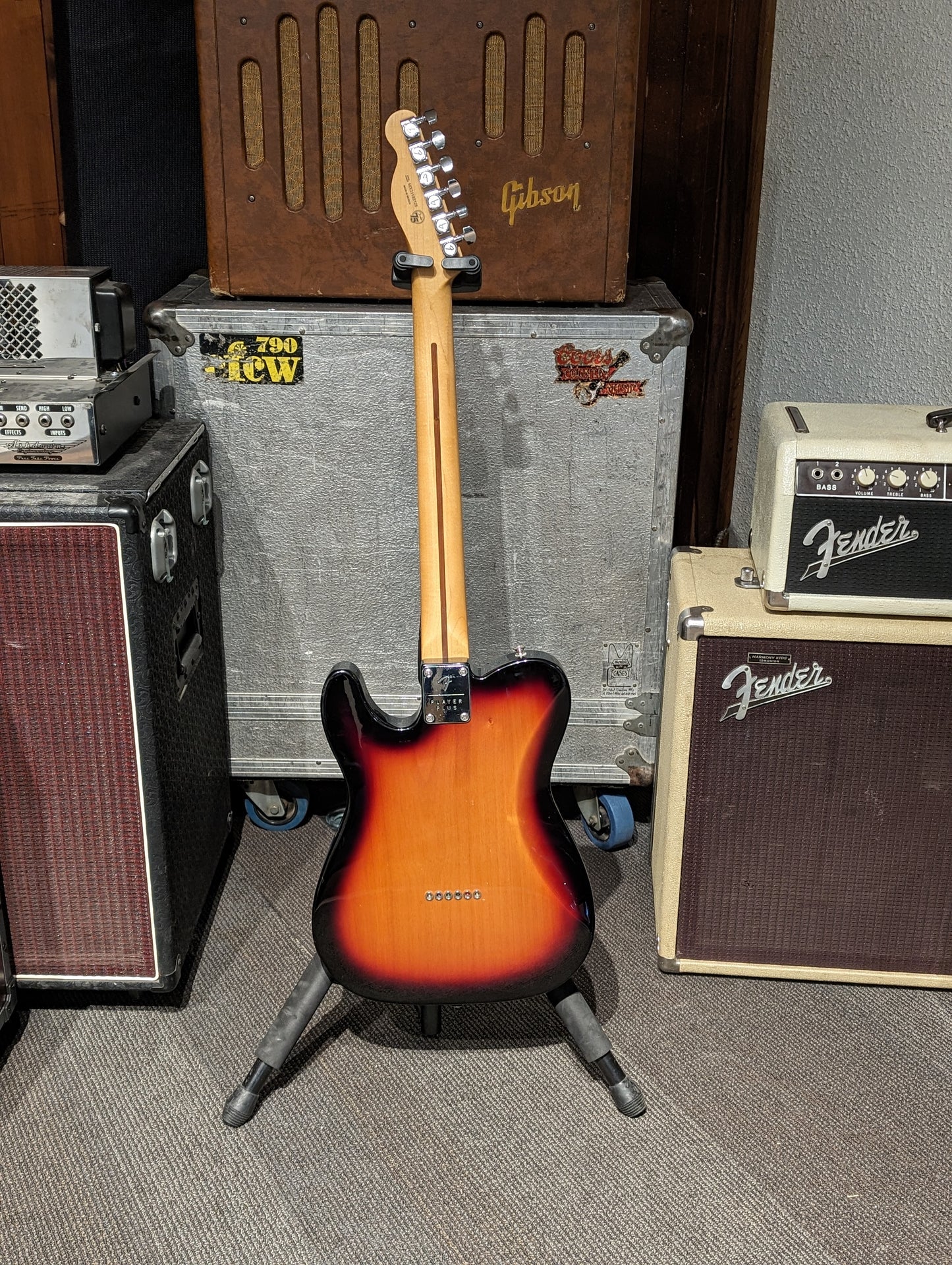 Fender Player Plus Telecaster - 3-Color Sunburst (2021)