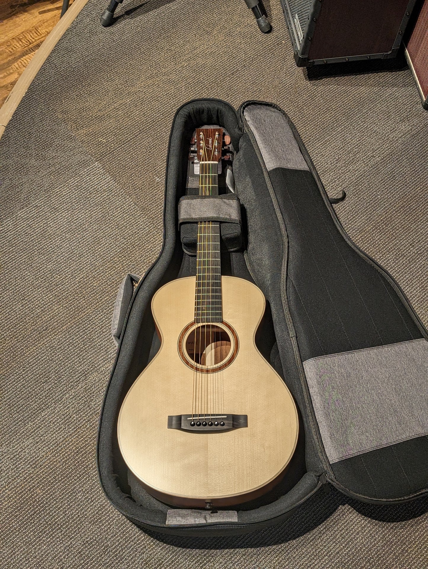 Lakewood C-14 Concert Acoustic Guitar w/Gig Bag Serial #: 34841