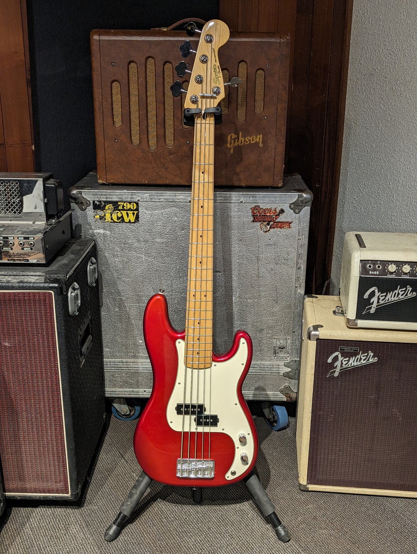 Squier Vintage Modified Precision Bass V w/Case - Candy Apple Red (2014)