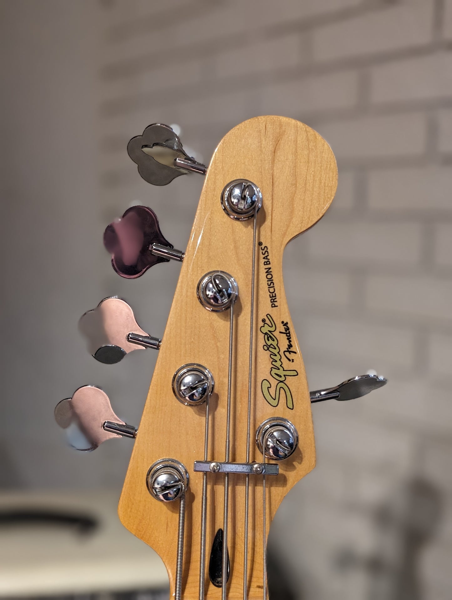 Squier Vintage Modified Precision Bass V w/Case - Candy Apple Red (2014)