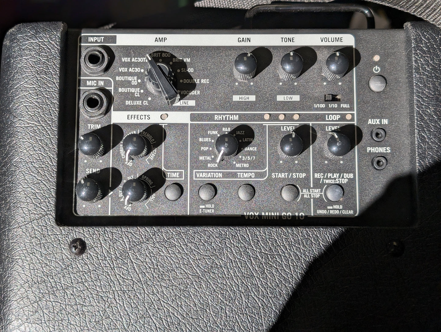 Vox Mini Go 10 Portable Modelling Amp (Used)