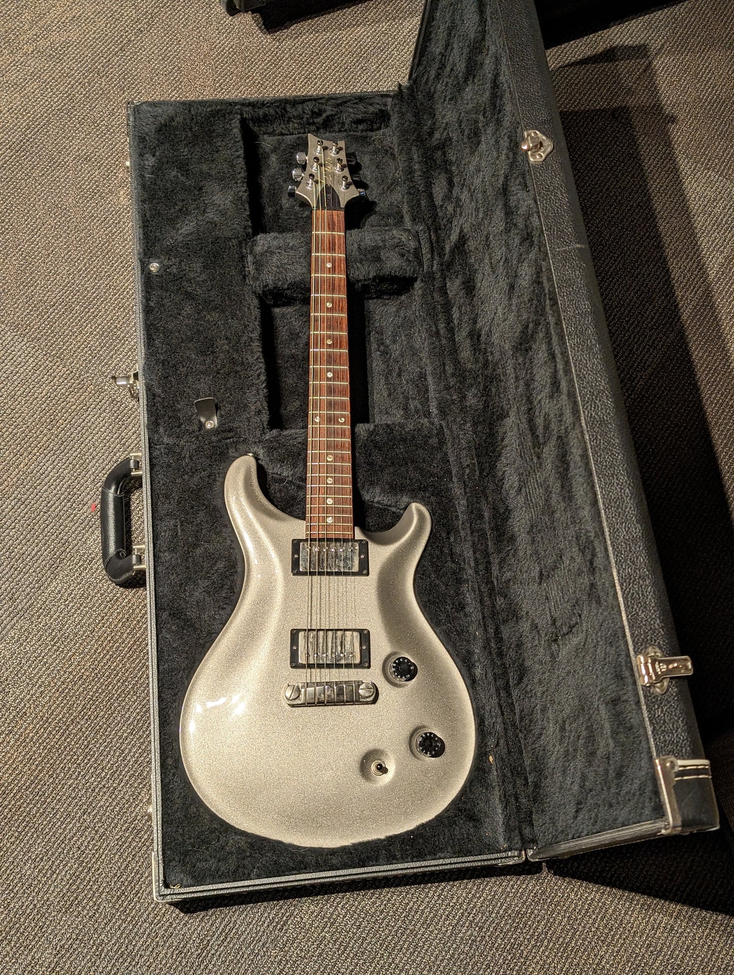 PRS 20th Anniversary Standard 22 Electric Guitars w/Case - Platinum Metallic (2005)