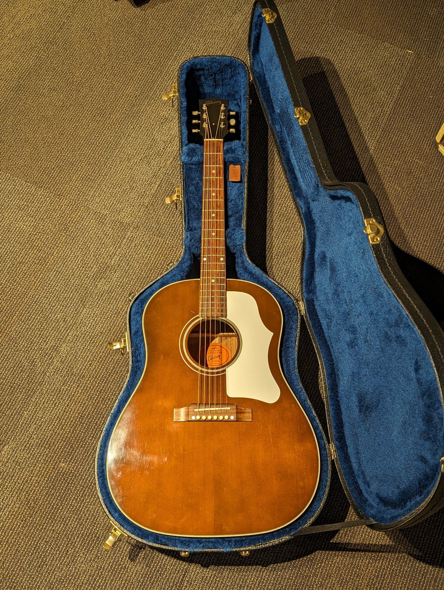 Gibson Custom Shop Limited Edition J-45 Brown Top Acoustic/Electric Guitar w/Case (2014)