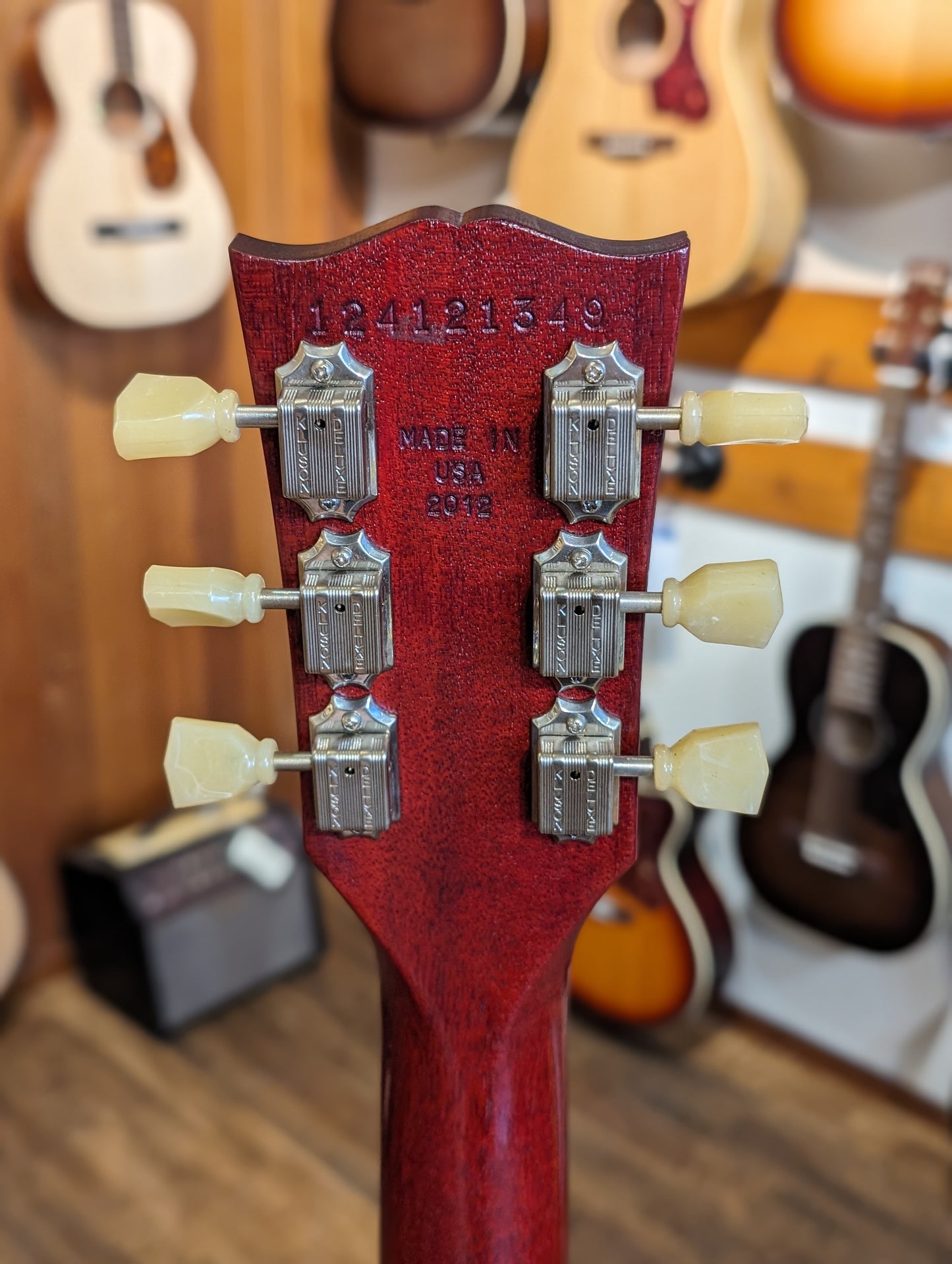 Gibson Les Paul Studio Satin w/Gig Bag - Worn Cherry (2012)