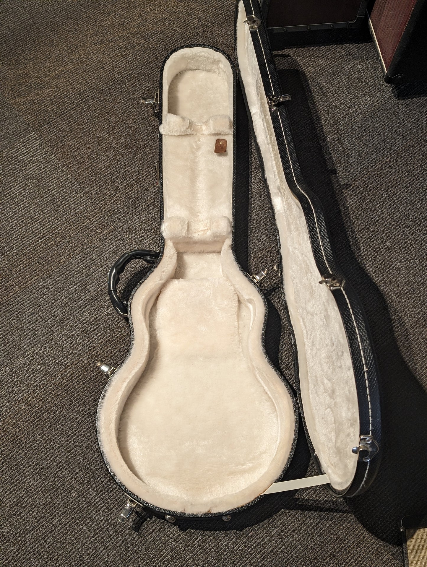 Gibson Les Paul Studio Vintage Mahogany Electric Guitar w/Case - Worn Brown (2007)