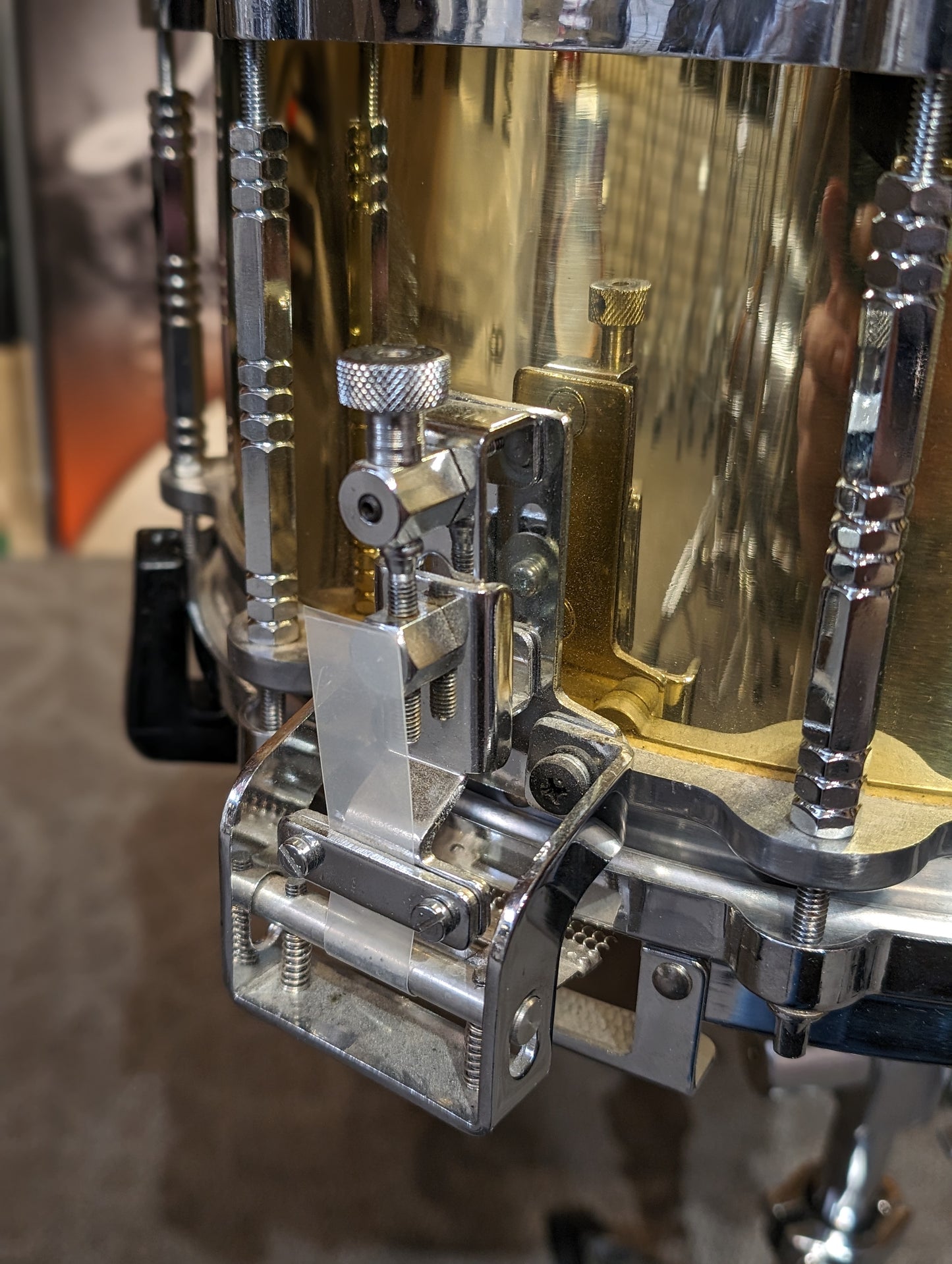Pearl B-914D 14"x6.5" Free Floating Brass Snare Drum (1990's)