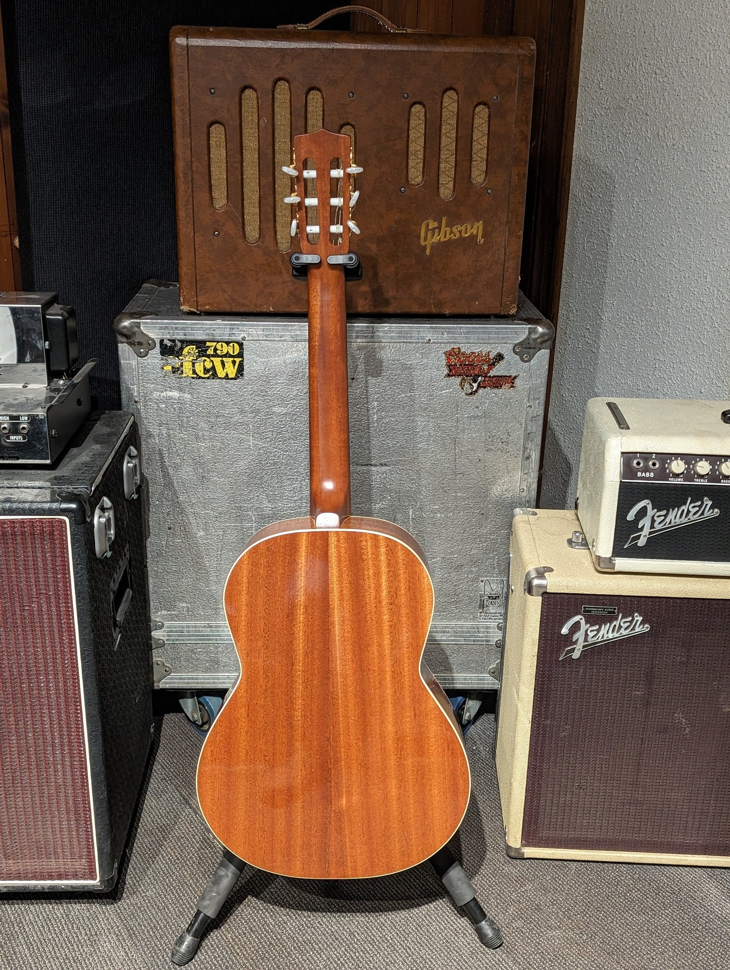 La Patrie Concert Classical Guitar w/Case (Used)