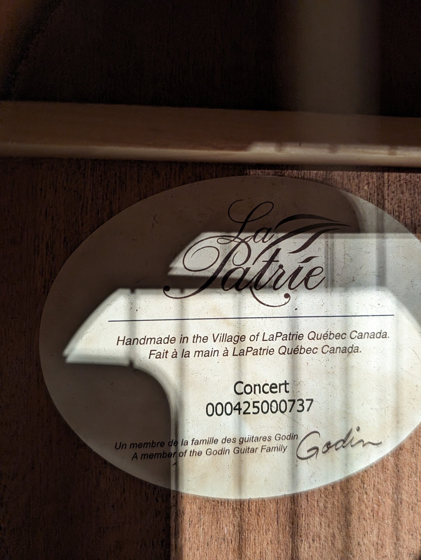 La Patrie Concert Classical Guitar w/Case (Used)