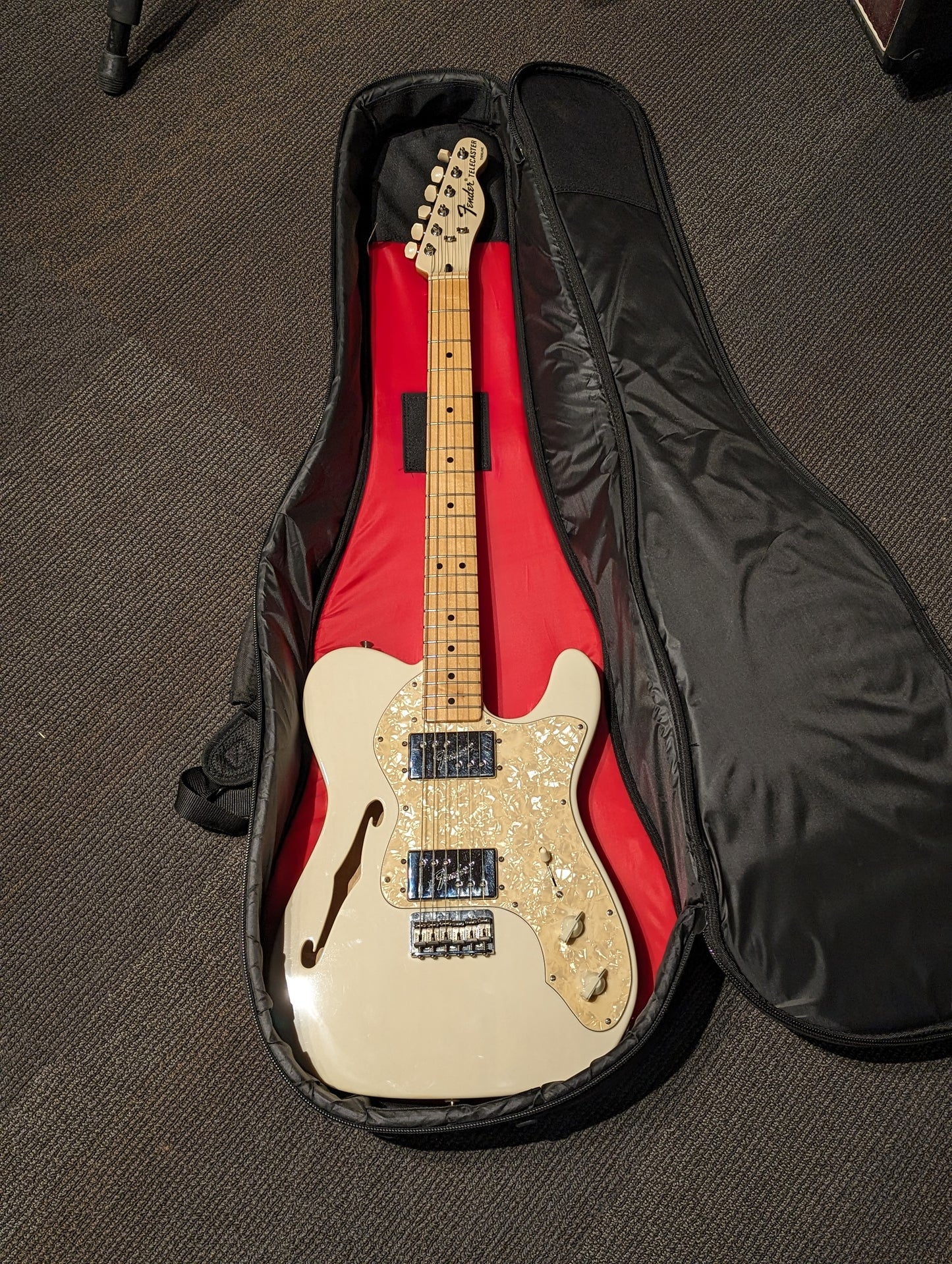 Fender FSR '72 Thinline Telecaster Deluxe w/Gig Bag - White Blonde (2009)