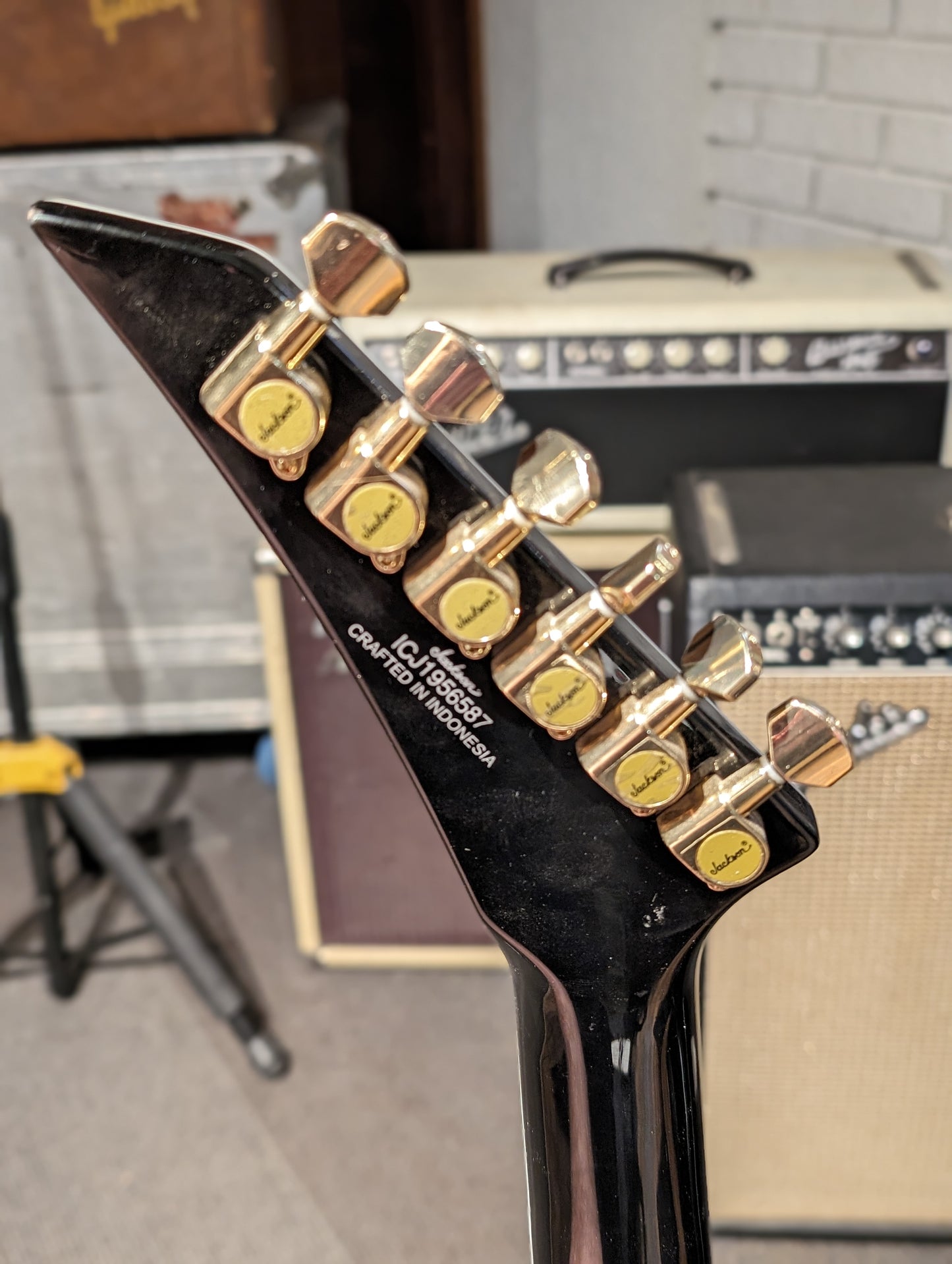 Jackson X Series Kelly Mahogany Top w/Gig Bag - Natural (2019)