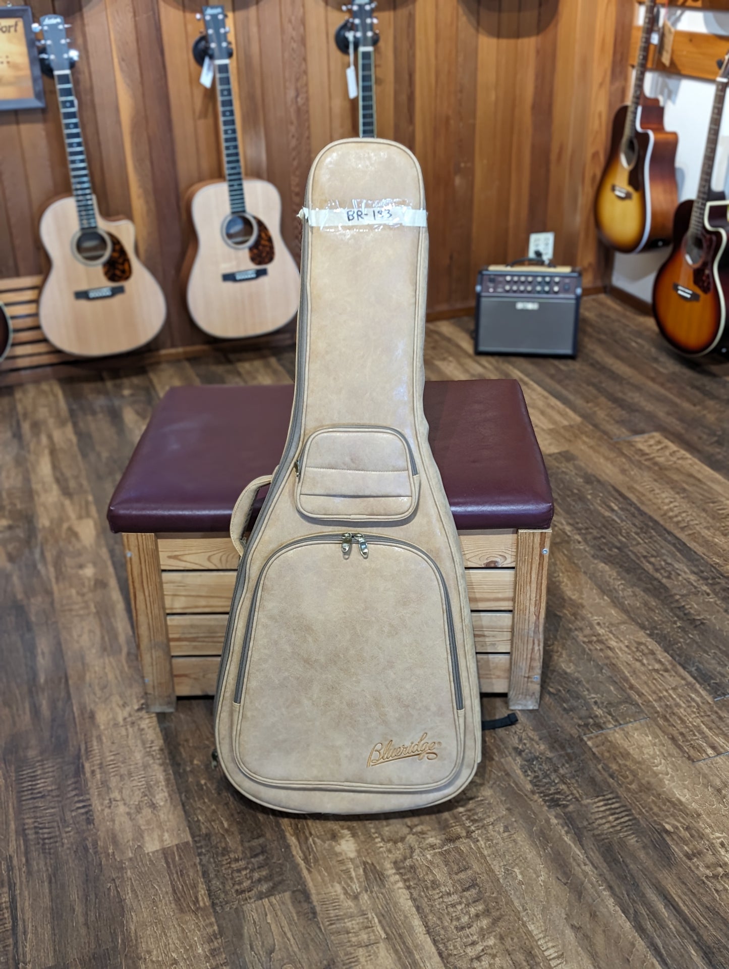 Blueridge BR-183 Blueridge BR-183 Historic Series 000 Acoustic Guitar w/Gig Bag (Used)