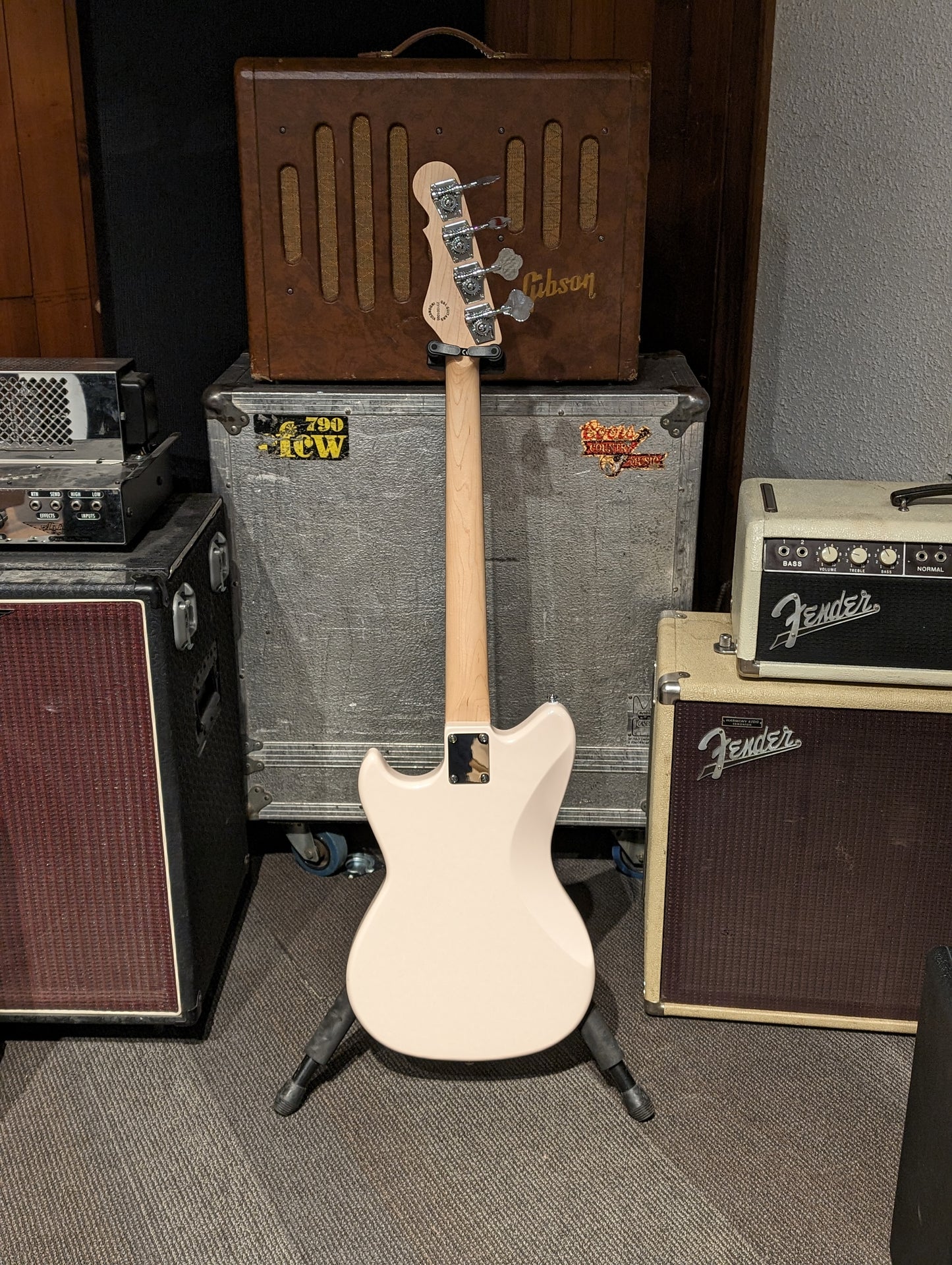 G&L Tribute Fallout Short Scale Bass Guitar - Olympic White