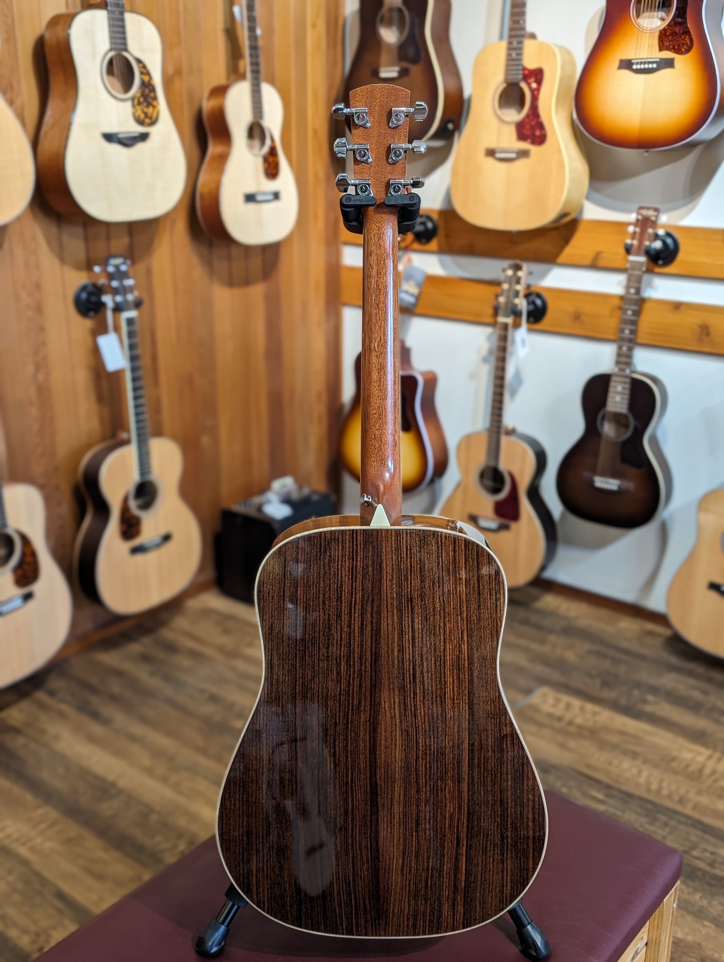 Larrivée D-09 Rosewood Dreadnought Acoustic/Electric Guitar w/Case (2009)