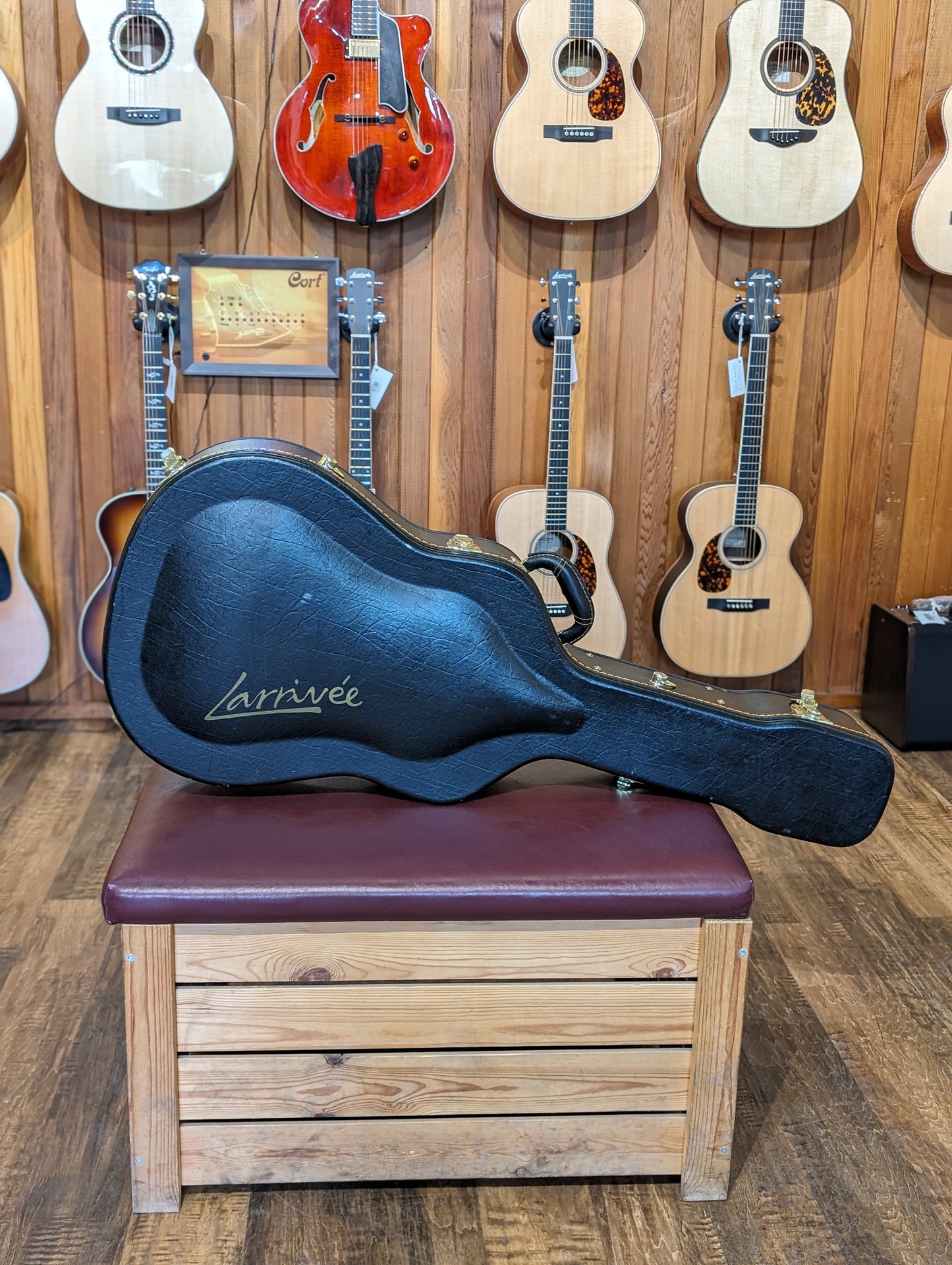 Larrivée D-09 Rosewood Dreadnought Acoustic/Electric Guitar w/Case (2009)