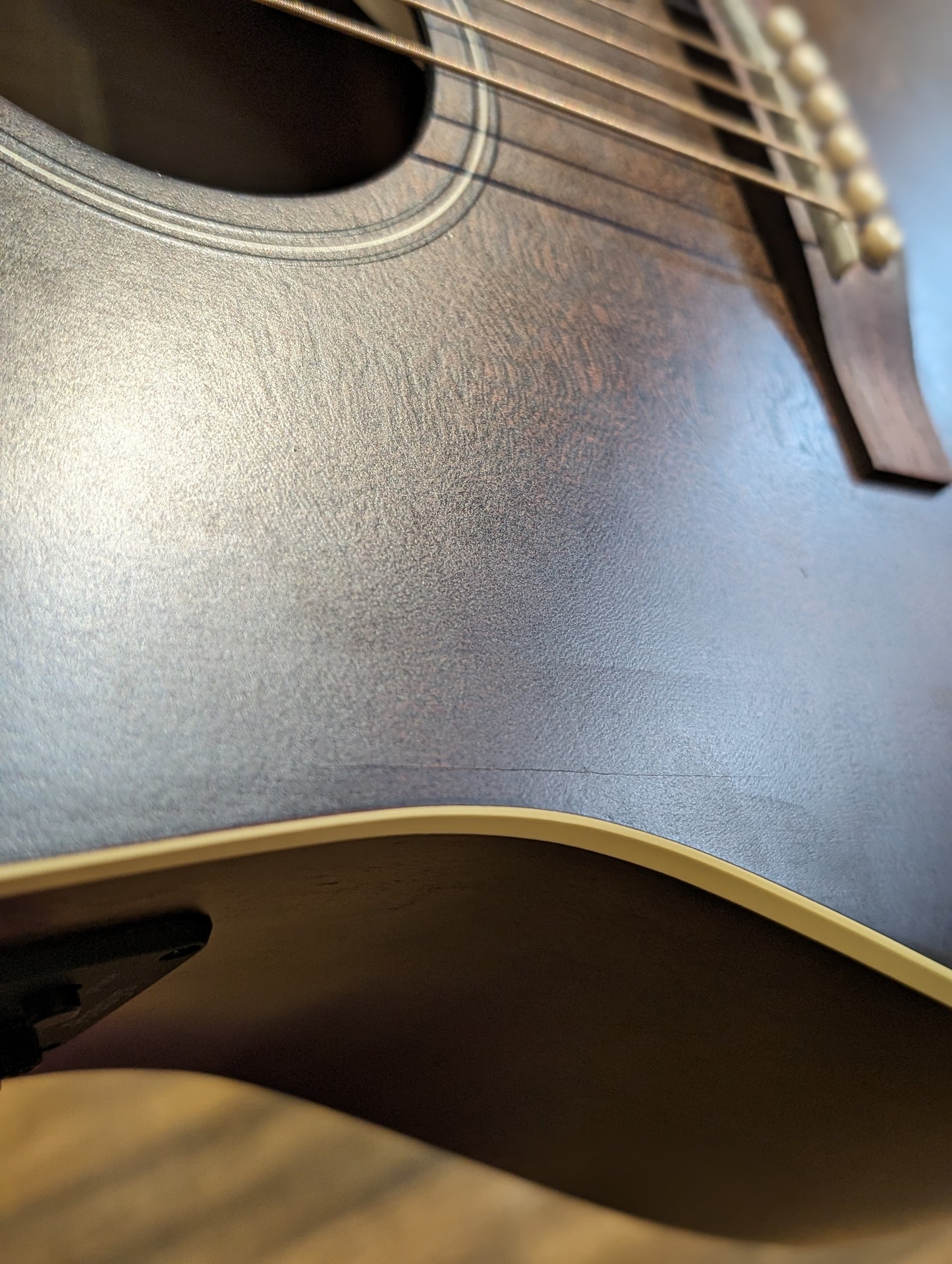 Art & Lutherie Americana Bourbon Burst CW Presys II Acoustic/Electric Guitar (Used)