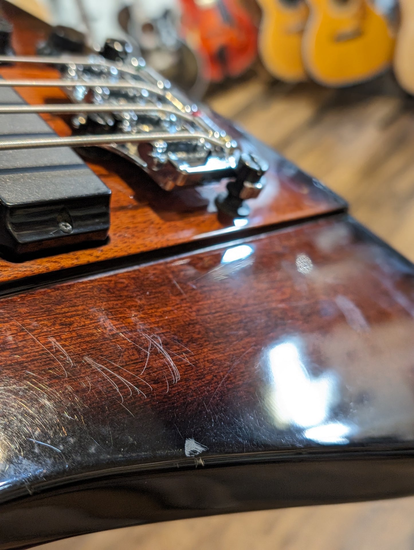 Epiphone Thunderbird IV 4-String Electric Bass Guitar - Vintage Sunburst (2008)