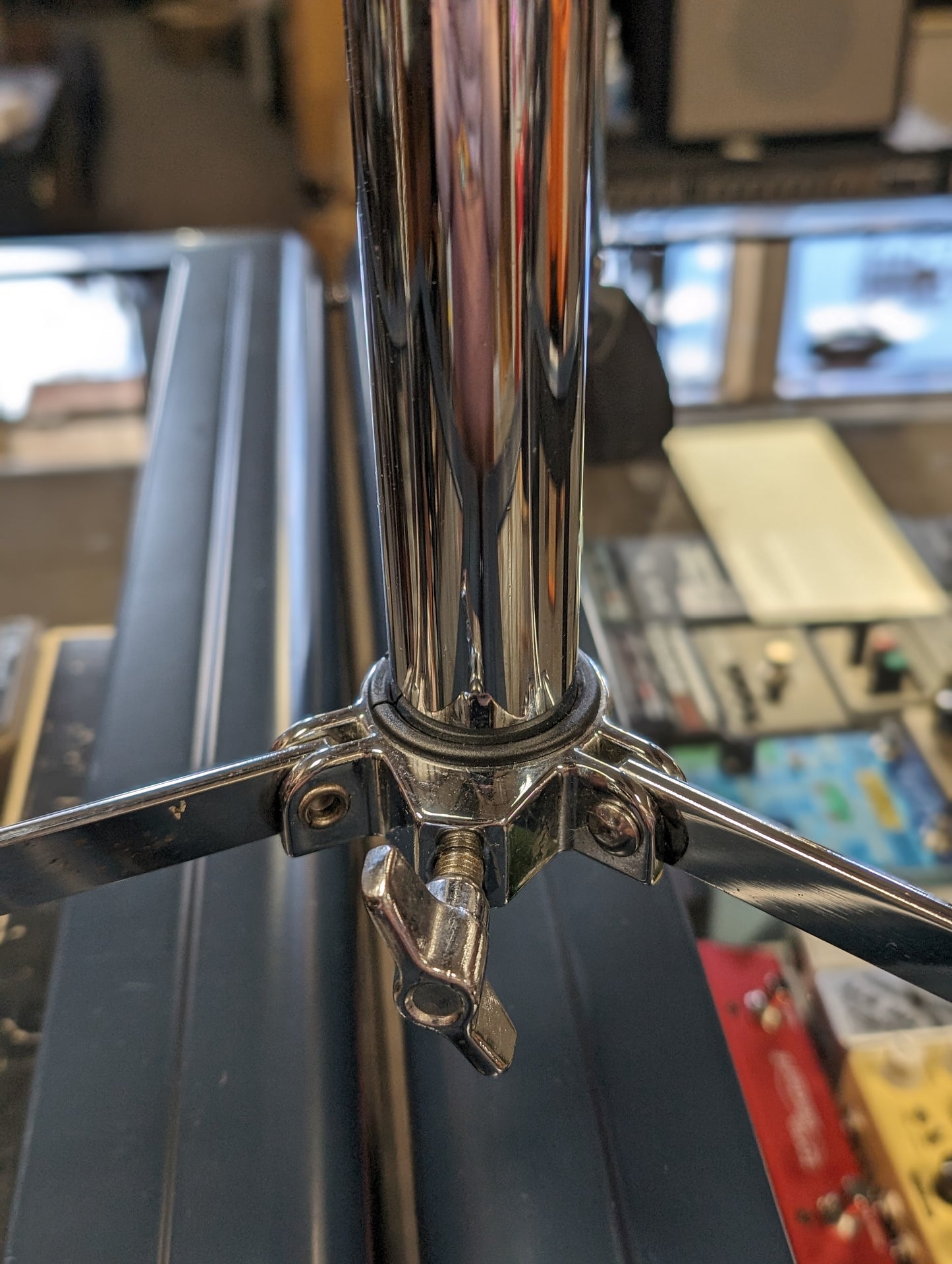 Gibraltar 9000 Series Heavy Duty Double Braced Drum Throne (Used)