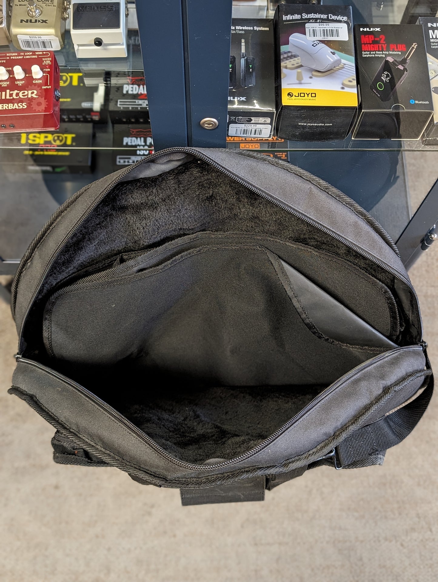 Levy's 24" Cymbal Bag (Used)