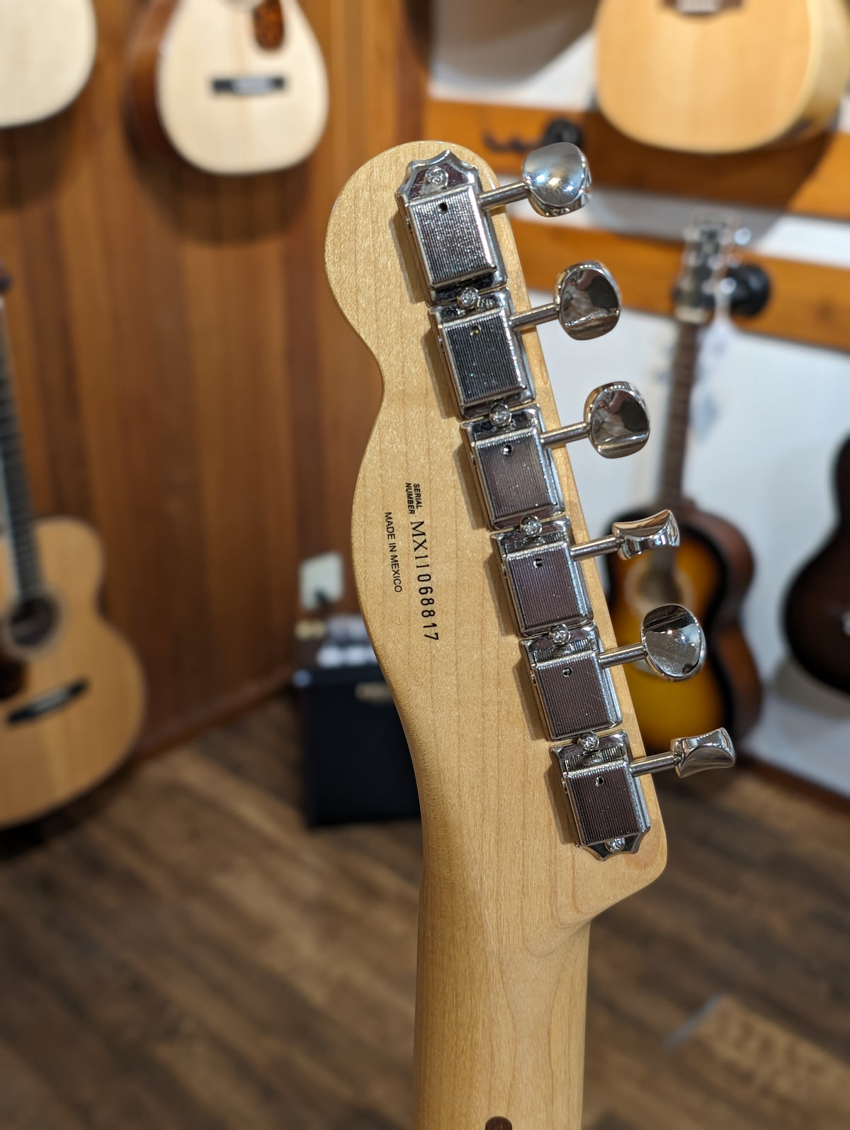 Fender Classic Player Baja Telecaster w/Gig Bag - Desert Sand (2011)