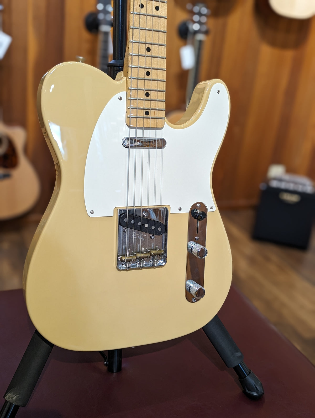 Fender Classic Player Baja Telecaster w/Gig Bag - Desert Sand (2011)