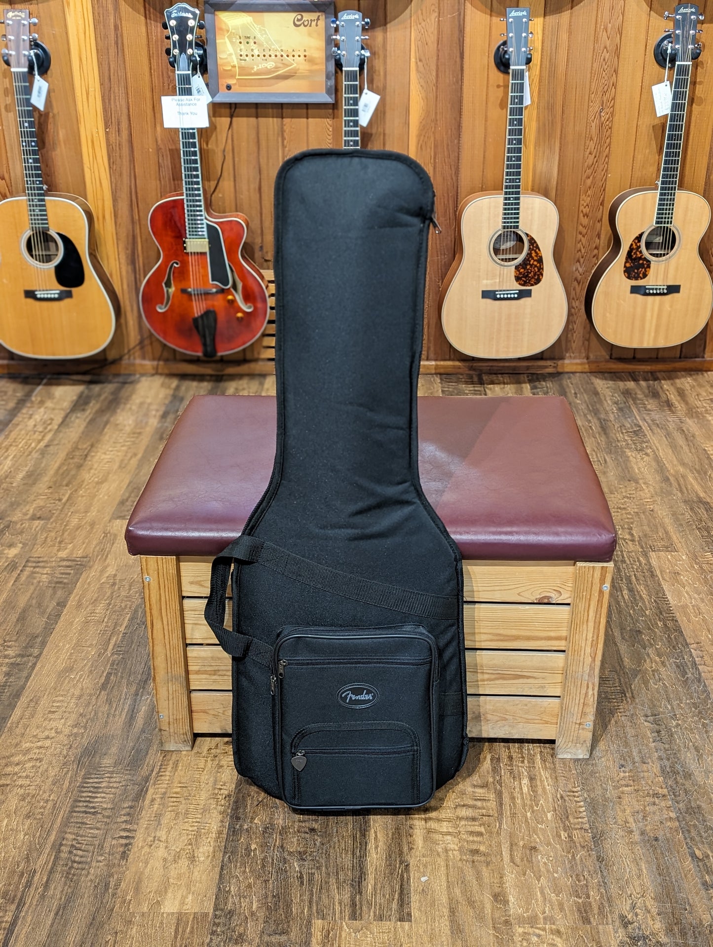 Fender Classic Player Baja Telecaster w/Gig Bag - Desert Sand (2011)