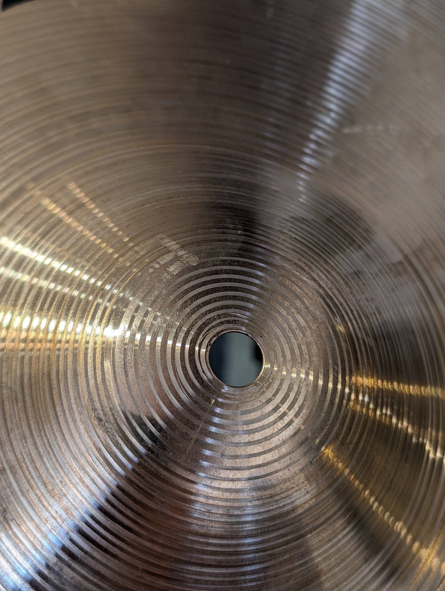 Zildjian ZBT 18" Crash Cymbal (Used)