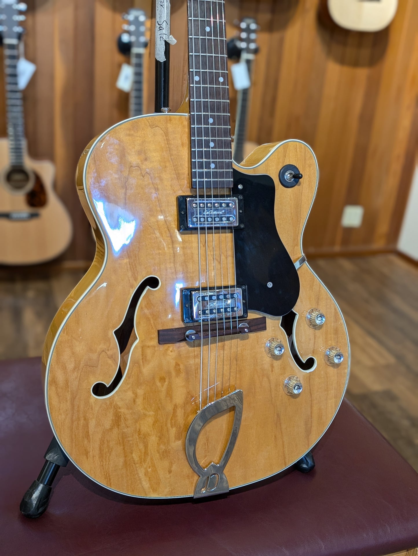 DeArmond X-155 Electric Archtop Guitar w/Case - Blonde (Used)