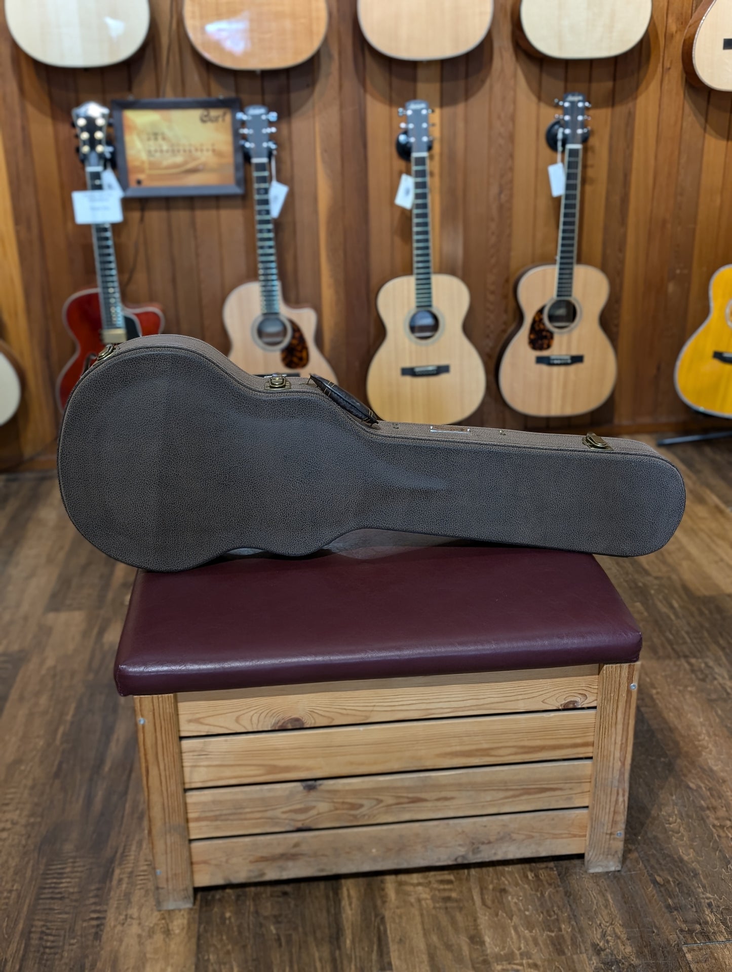 Eastman SB55/V-SB Single Cut Electric Guitar w/Case - Antique Vintage Burst (Serial #12757606)