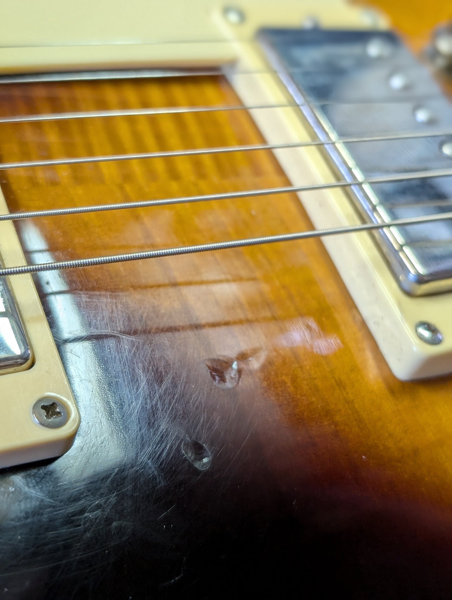 Epiphone Les Paul Standard Plus Top Electric Guitar - Vintage Sunburst (2005)