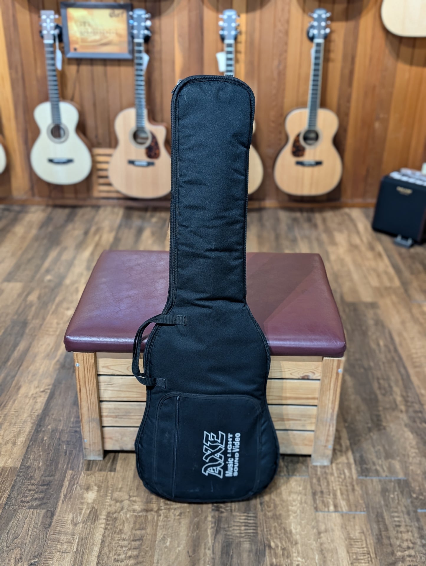 Hagstrom HIIBN Short Scale Electric Bass Guitar w/Gig Bag (Mid 1960's - Early 1970's)