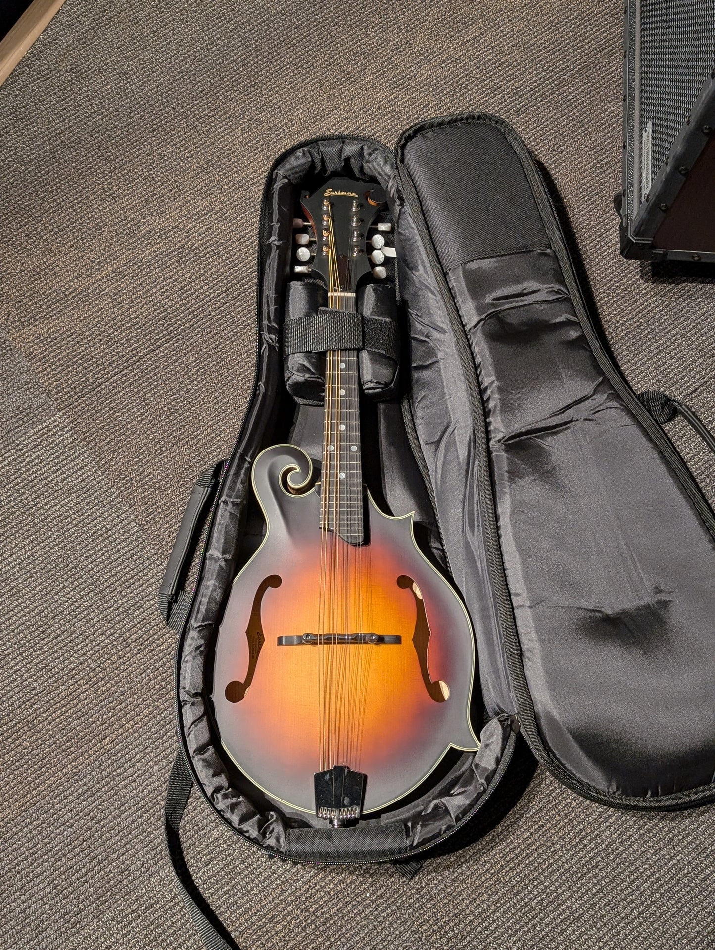 Eastman MD315E F-Style Electric/Acoustic Mandolin w/Gig Bag - Sunburst (Serial #N2401539)